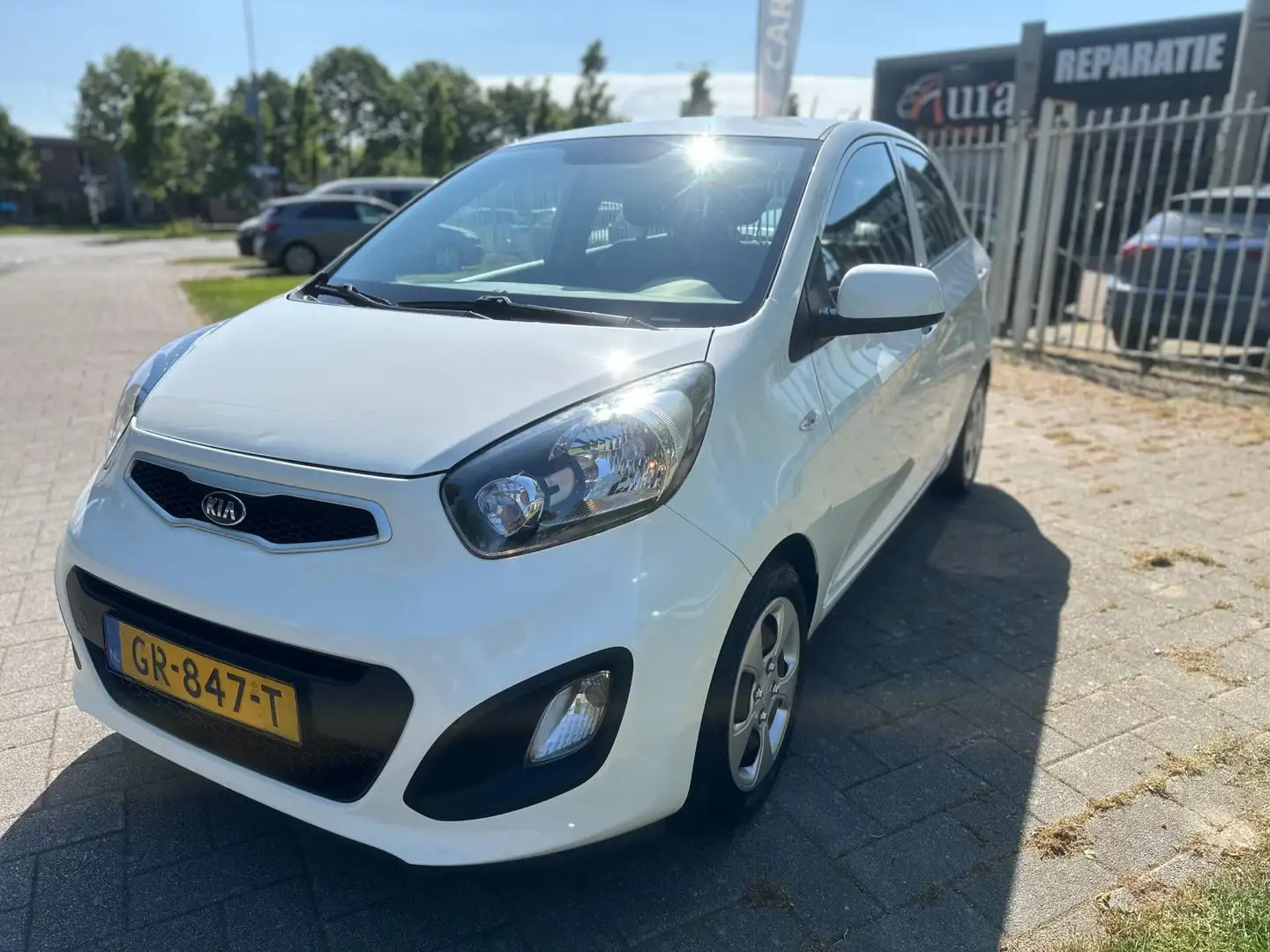 Kia Picanto 1.0 CVVT ComfortLine Weiß - 2