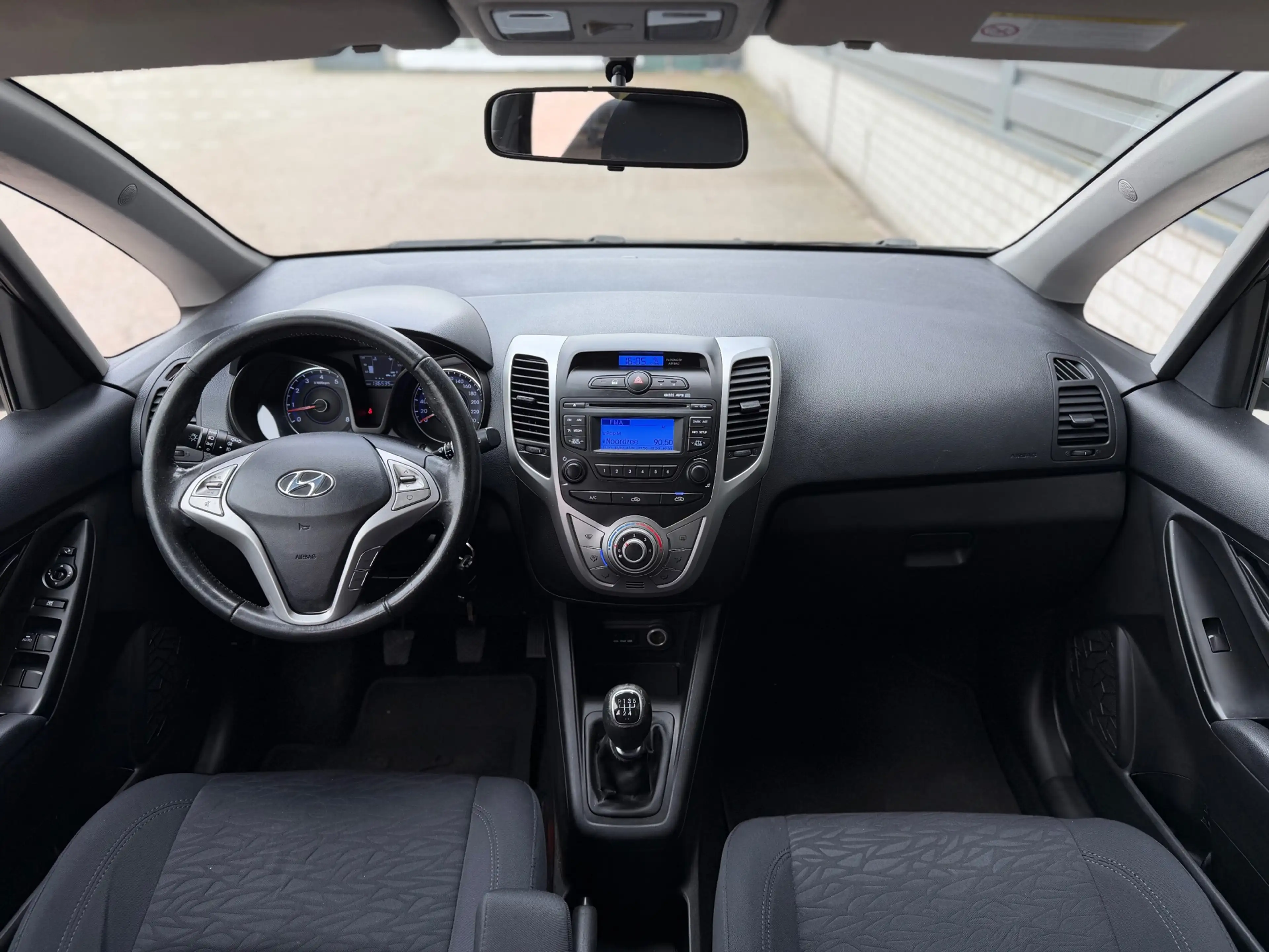 Hyundai iX20 1.4i i-Motion Airco Trekhaak Complete onderhoud — photo 3