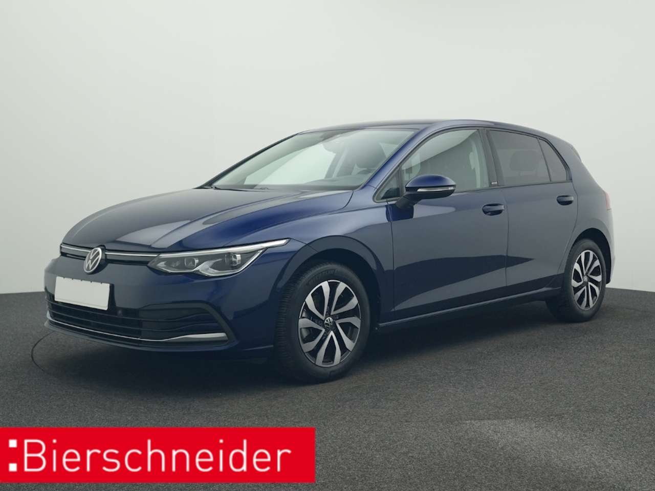 Volkswagen Golf 2023 — 8 1.5 TSI Active NAVI STANDHEIZUNG LED HuD SHZ