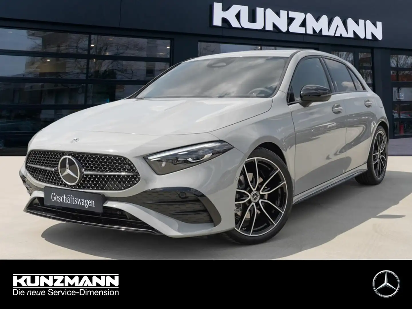 Mercedes-Benz A 180 Kompaktlimousine AMG Night MBUX Navi-Prem. Grau - 1