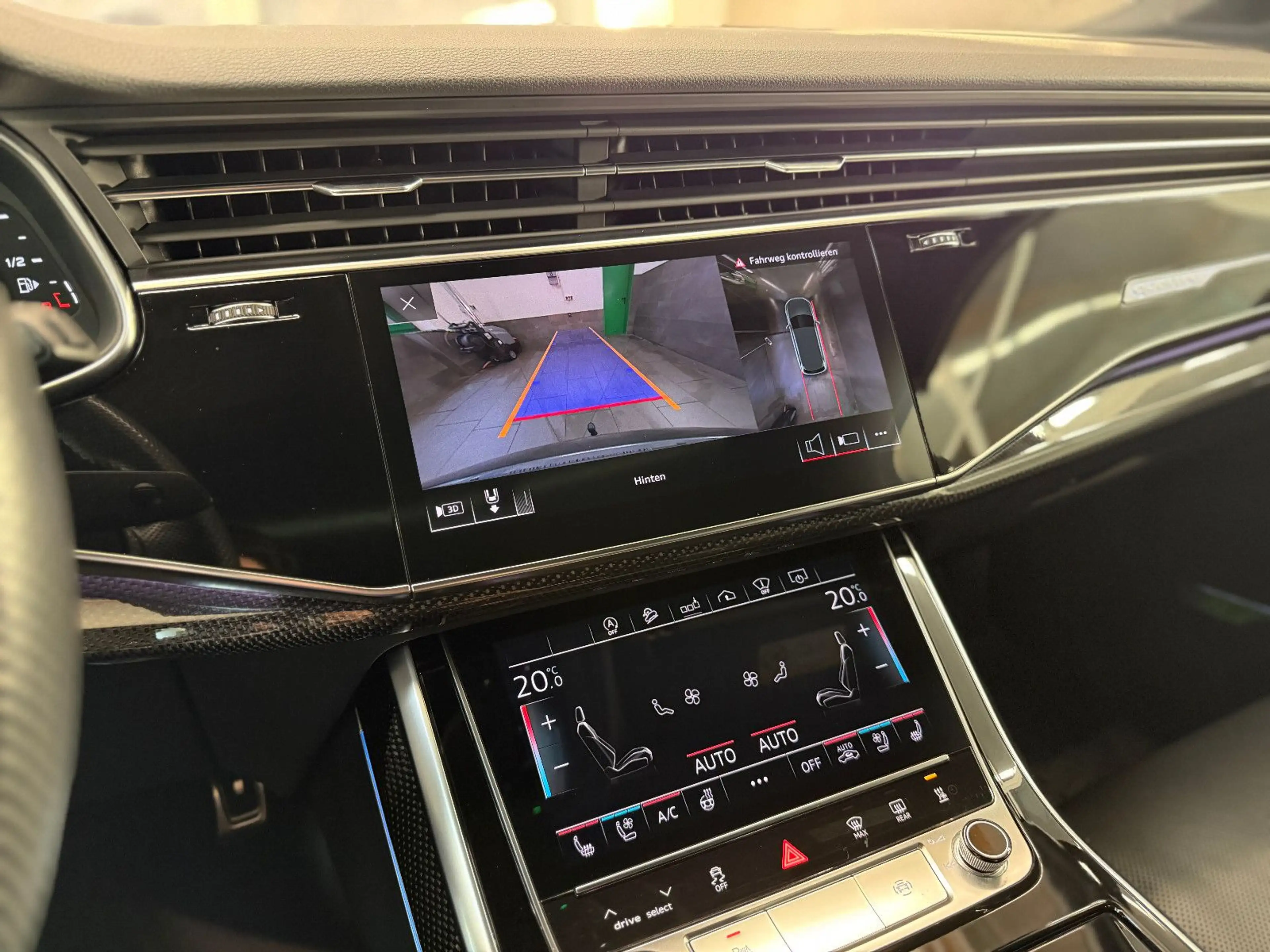 Audi SQ7 4.0 TDI quattro 22" LASER STHZG MASSAGE AHK — photo 6