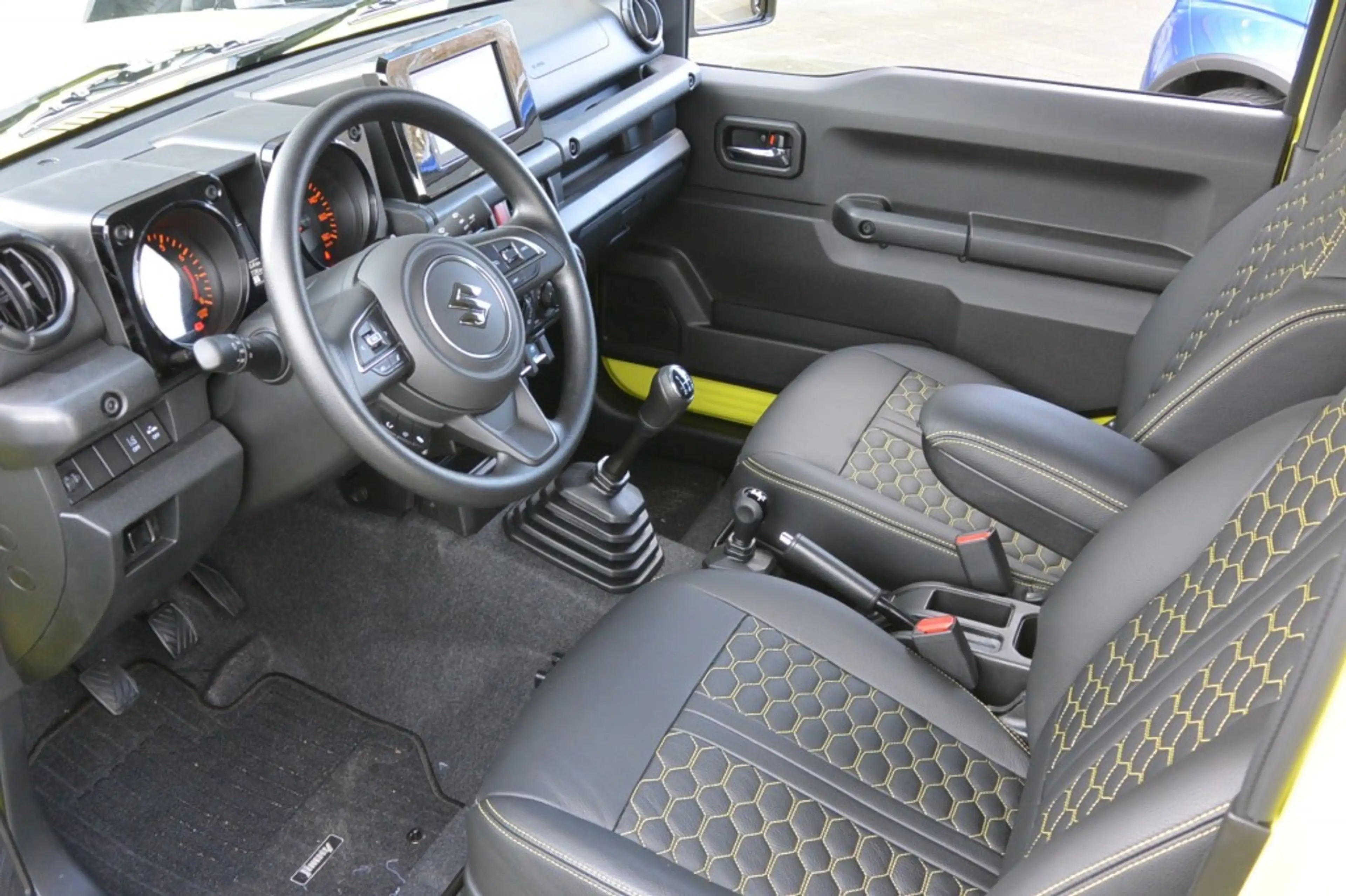Suzuki Jimny 1.5 Professional AllGrip (4x4) Vele extra's! — photo 17
