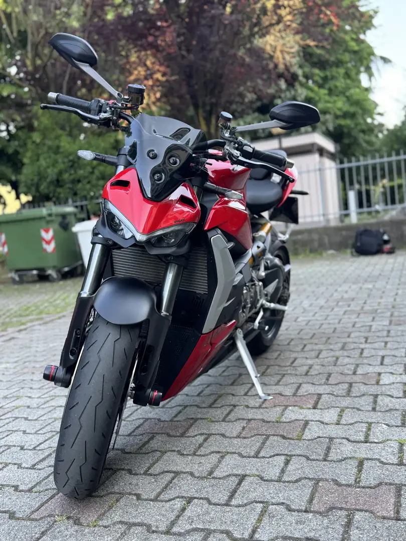 Ducati Streetfighter crvena - 1