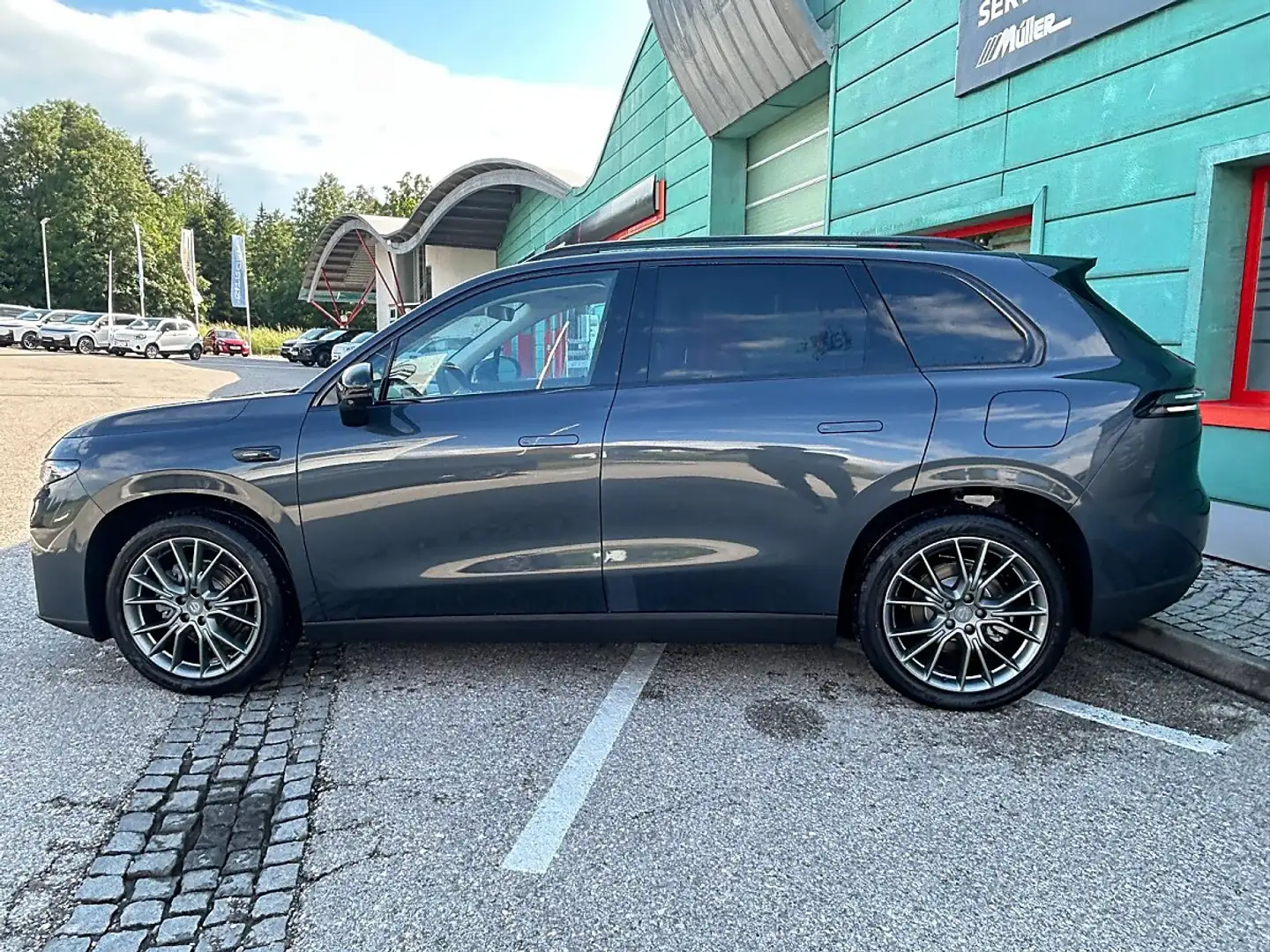 Leapmotor C10 69,9 kWh Design Pro (Reichweite WLTP 424Km) Grau - 2