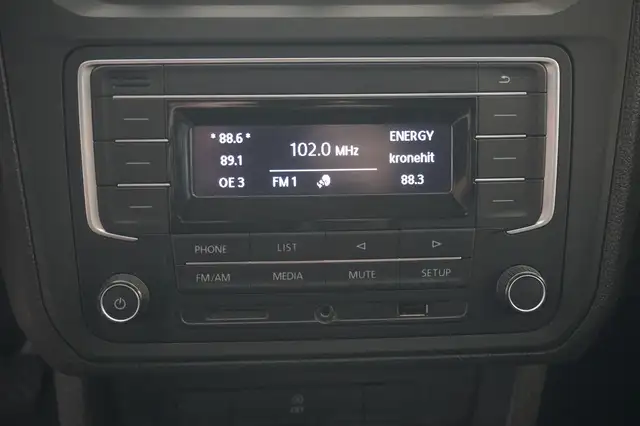 Volkswagen Caddy Maxi view 14