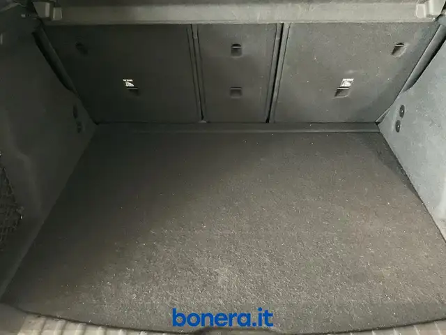 BMW 2 Series view 13