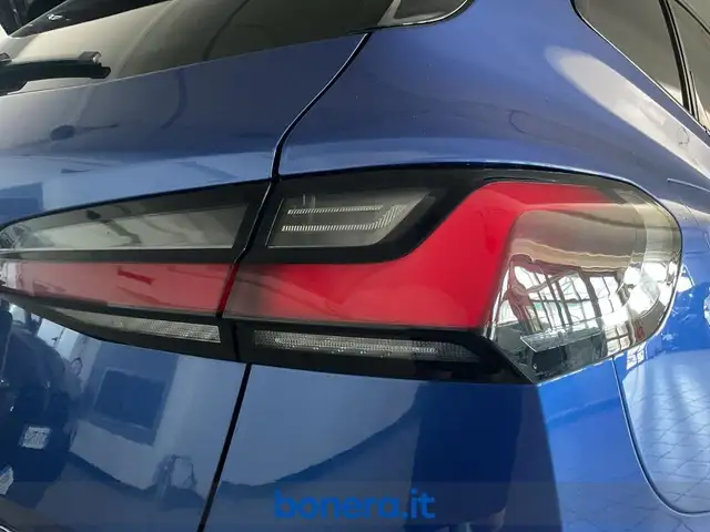 BMW 2 Series view 11