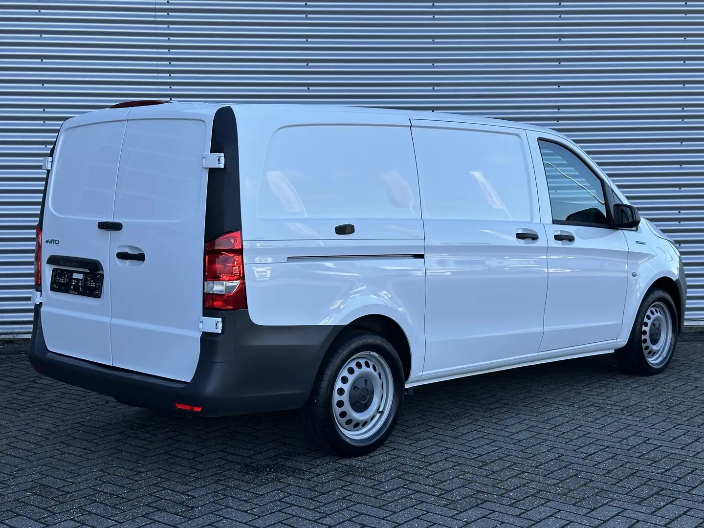 Mercedes-Benz Vito eVito 66 kWh L2 286km Wltp 100% Elektrisch Blanc - 2