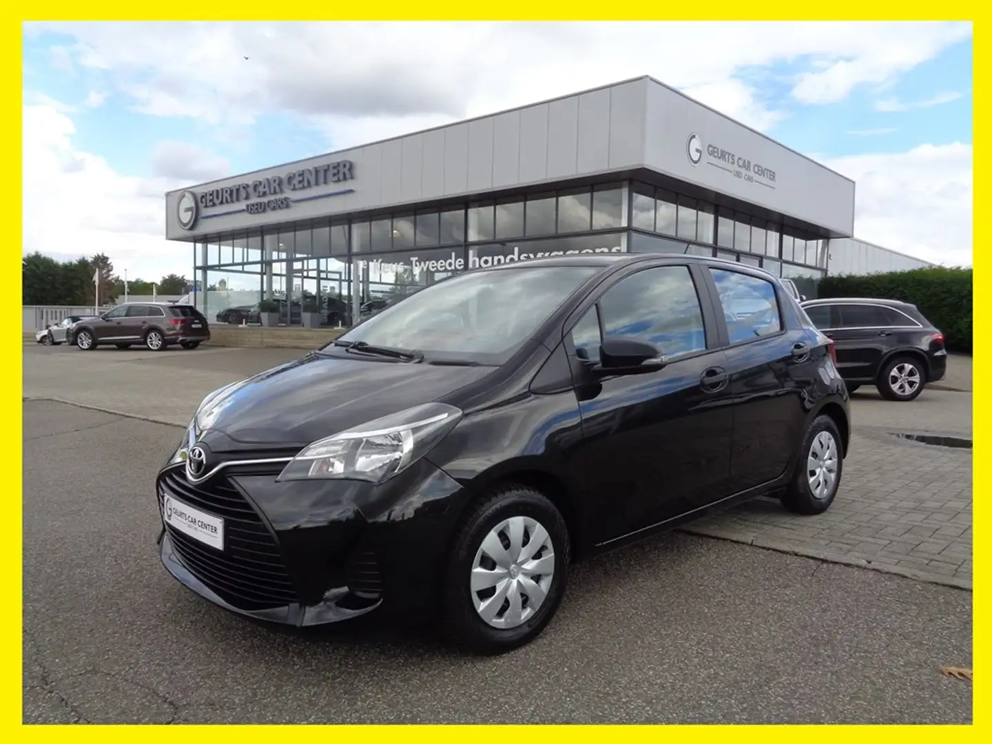 Toyota Yaris 1.0 VVT-i Active 5-drs € 7.990 All in ! Zwart - 1