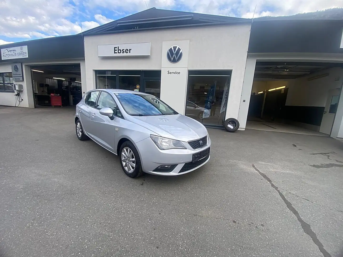 SEAT Ibiza Silber - 2
