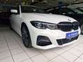 BMW 320 d  Touring M Sport/PANO/GARANTIE/VIRTUAL/KAMA Weiß - thumbnail 4