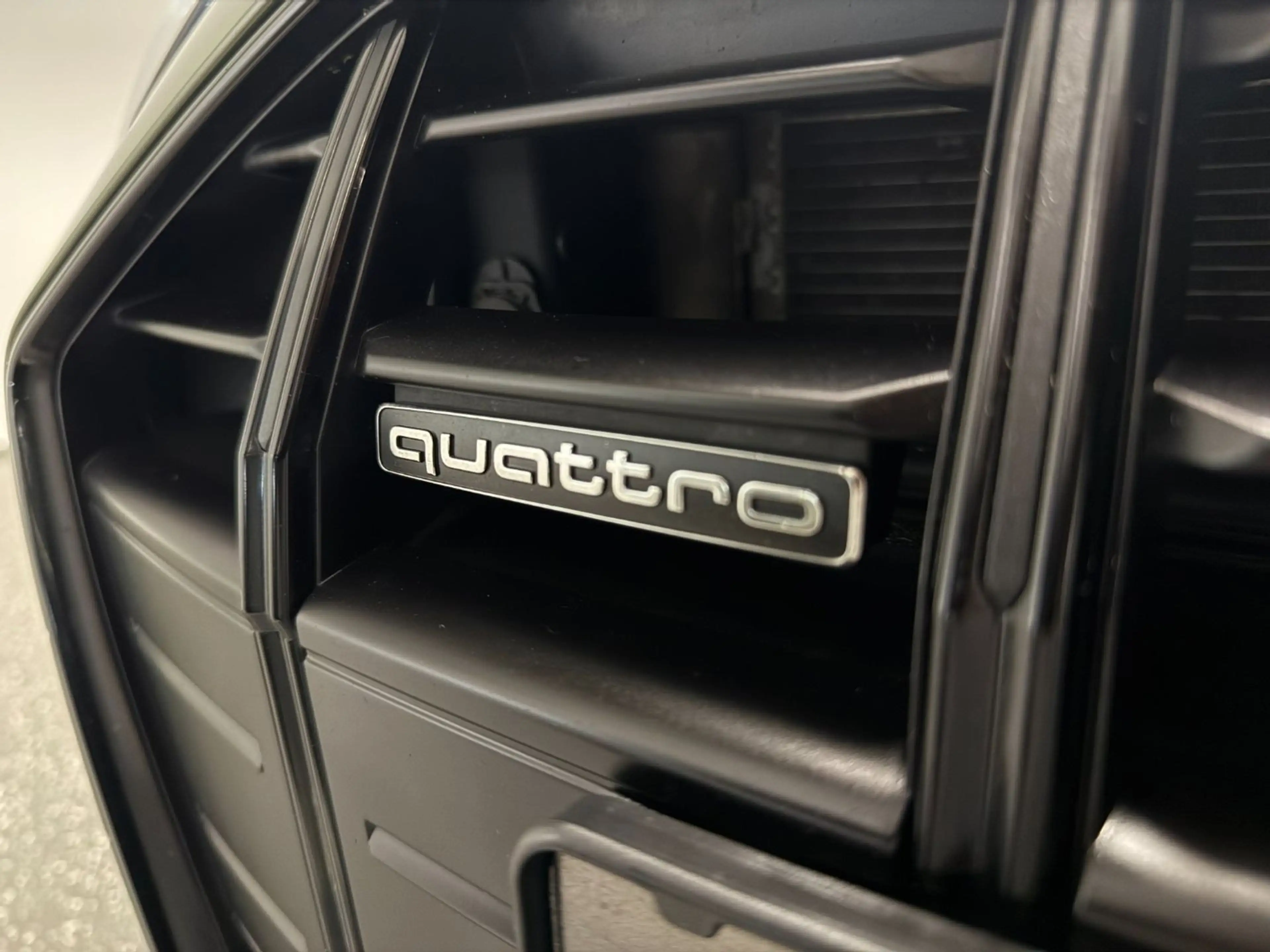 Audi A4 allroad A4 40 allroad quattro 2.0 TDI *MATRIX*VIRTUAL*KAM — photo 10