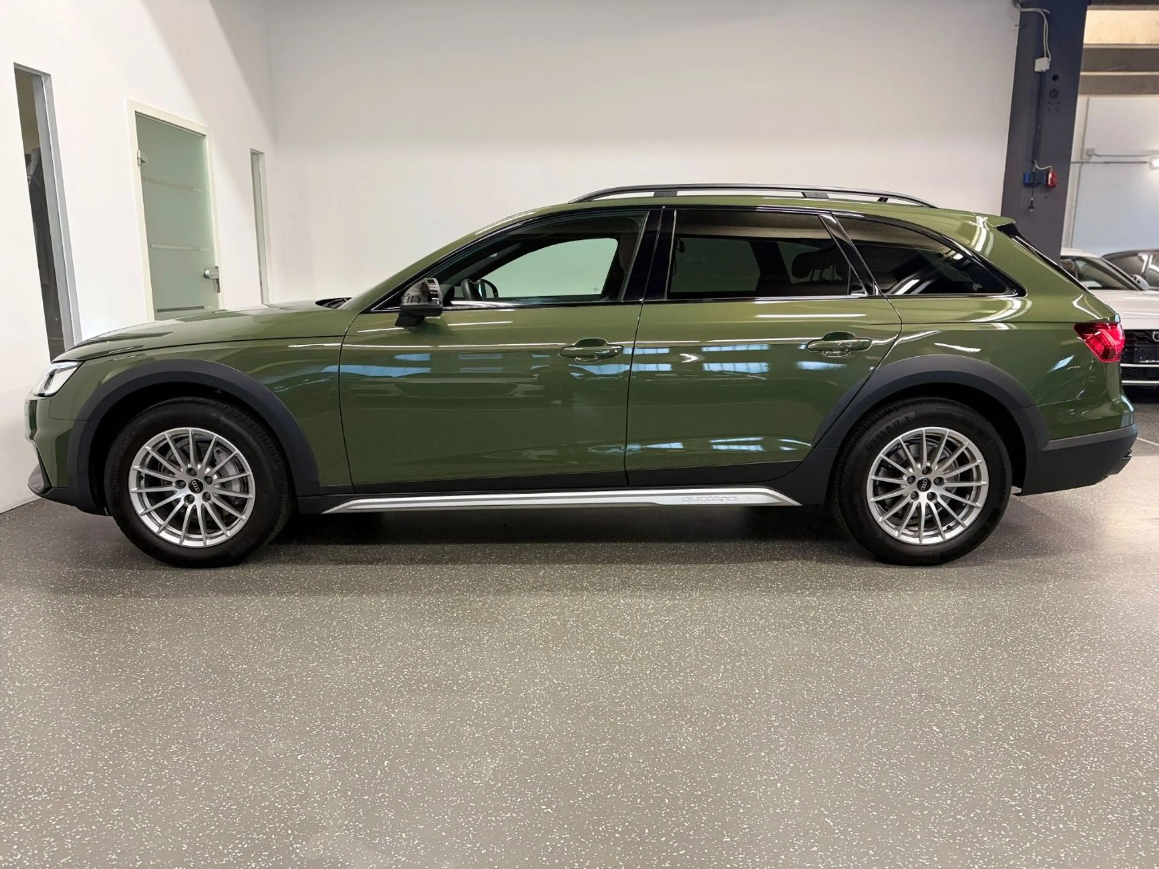 Audi A4 allroad A4 40 allroad quattro 2.0 TDI *MATRIX*VIRTUAL*KAM — photo 8