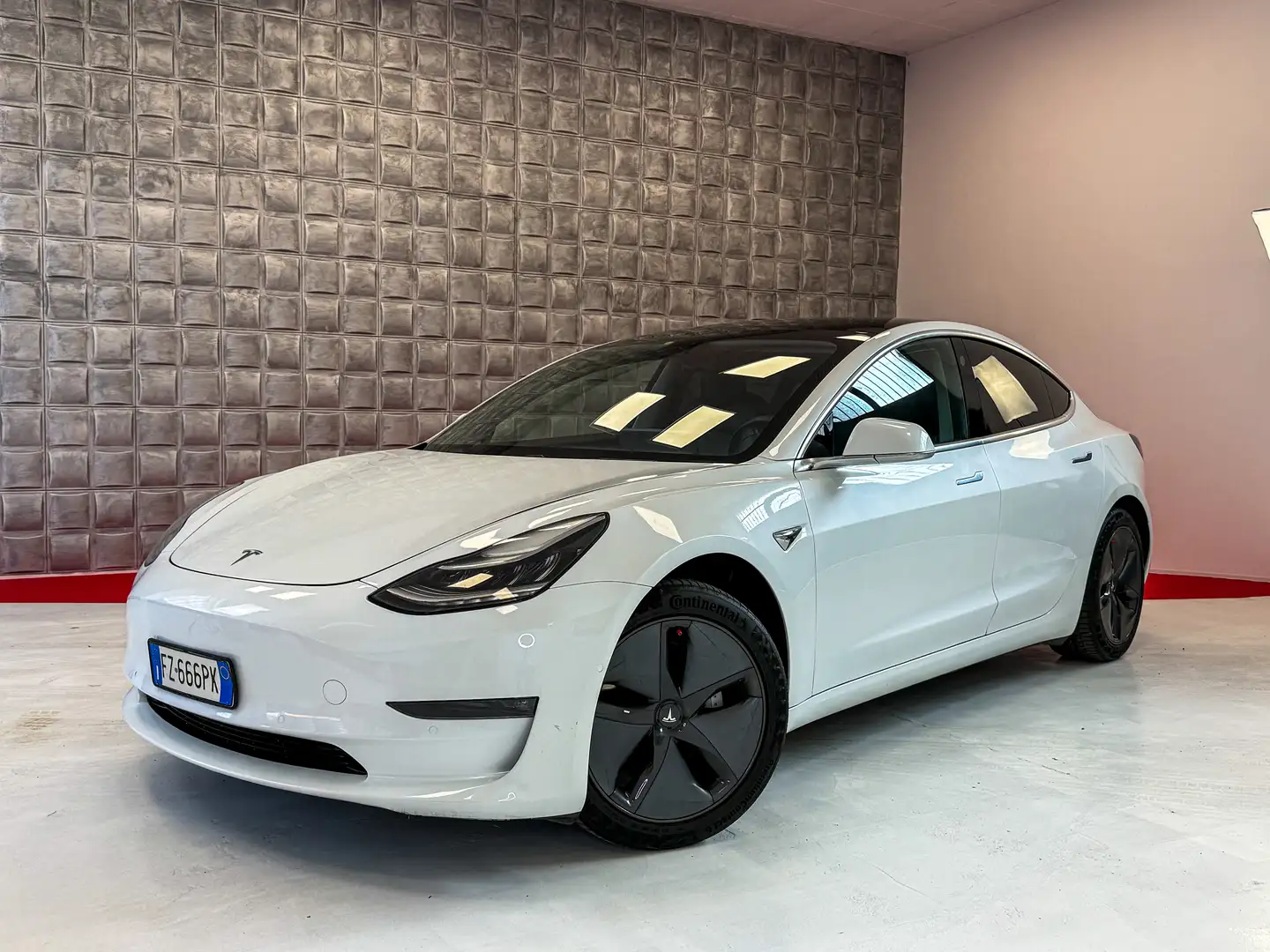 Tesla Model 3 Long Range Dual Motor awd - ACCELERATION BOOST Bianco - 1