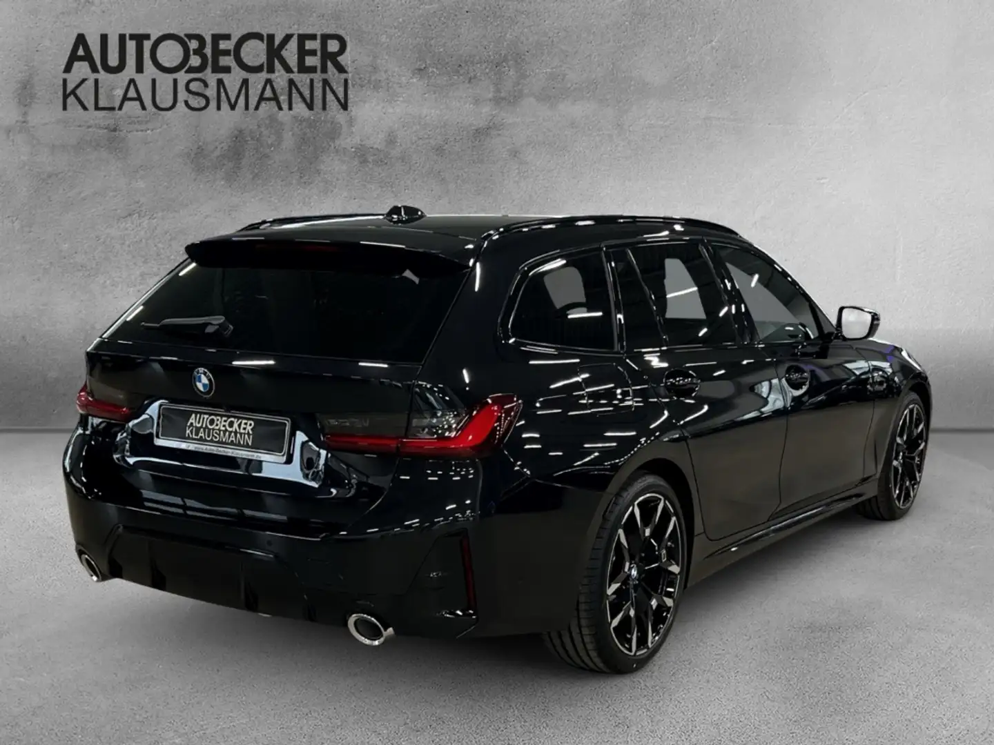 BMW 320 i Touring M Sport LMR 19'' Park-Assistent AHK-klap Schwarz - 2