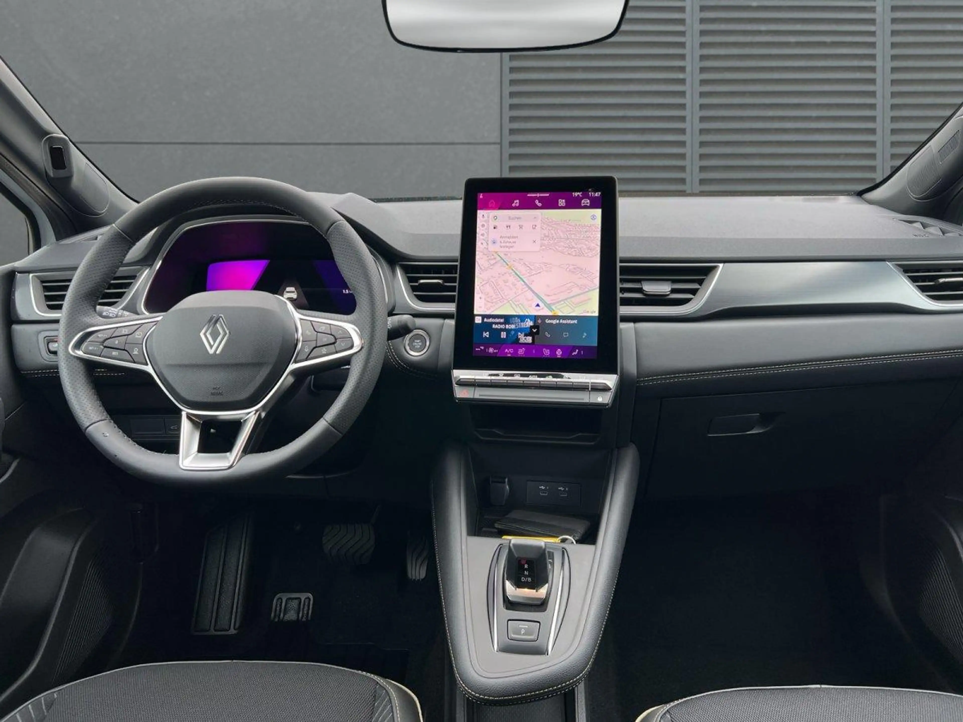 Renault Symbioz Iconic SHZ+LKHZ+360° Kamera E-TECH 160 Full Hyb... — photo 5