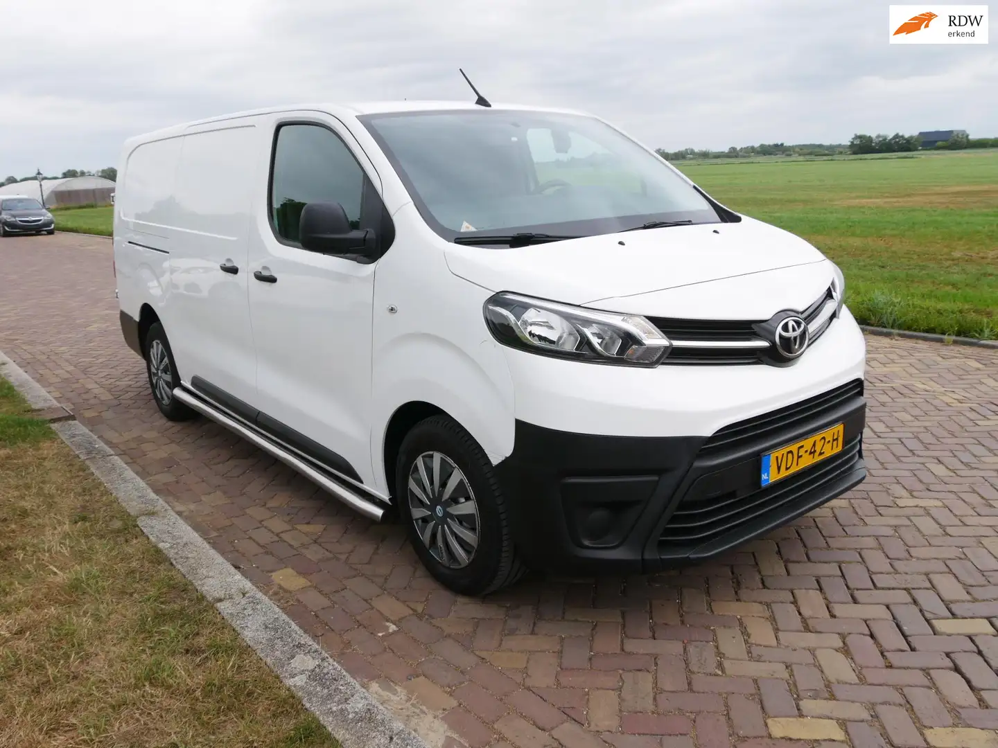 Toyota Proace Worker 2.0 D-4D Cool Comfort Long AC 3-SEATS ** 89 Blanc - 1