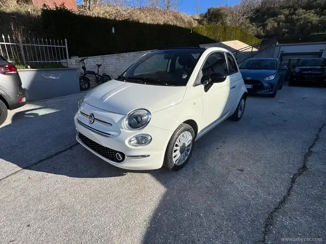 Fiat 500 C 1.0 Hybrid Dolcevita
