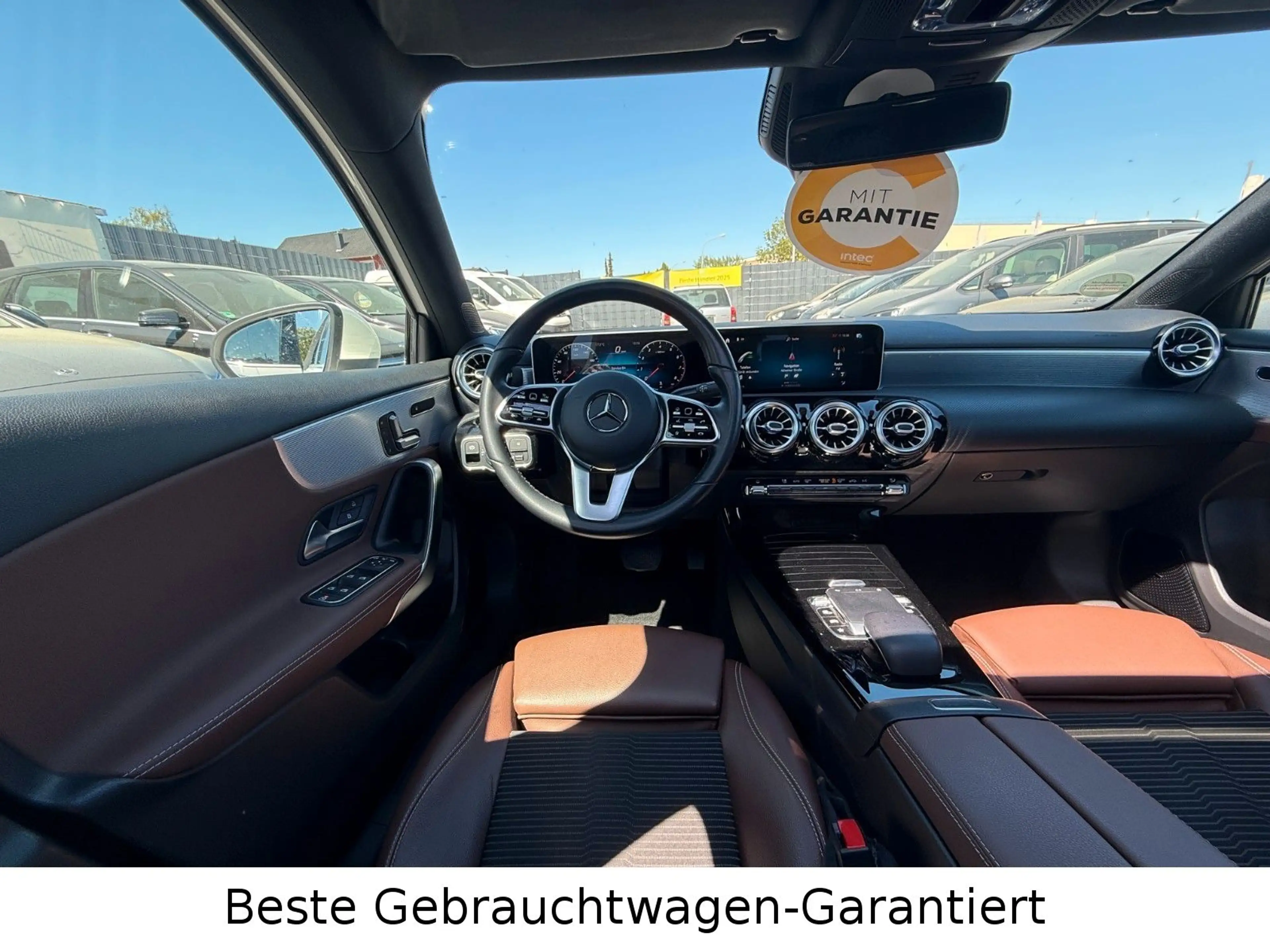 Mercedes-Benz A 250 *AMG Line*Pano*Schiebedach*Memory*Kamera — photo 8