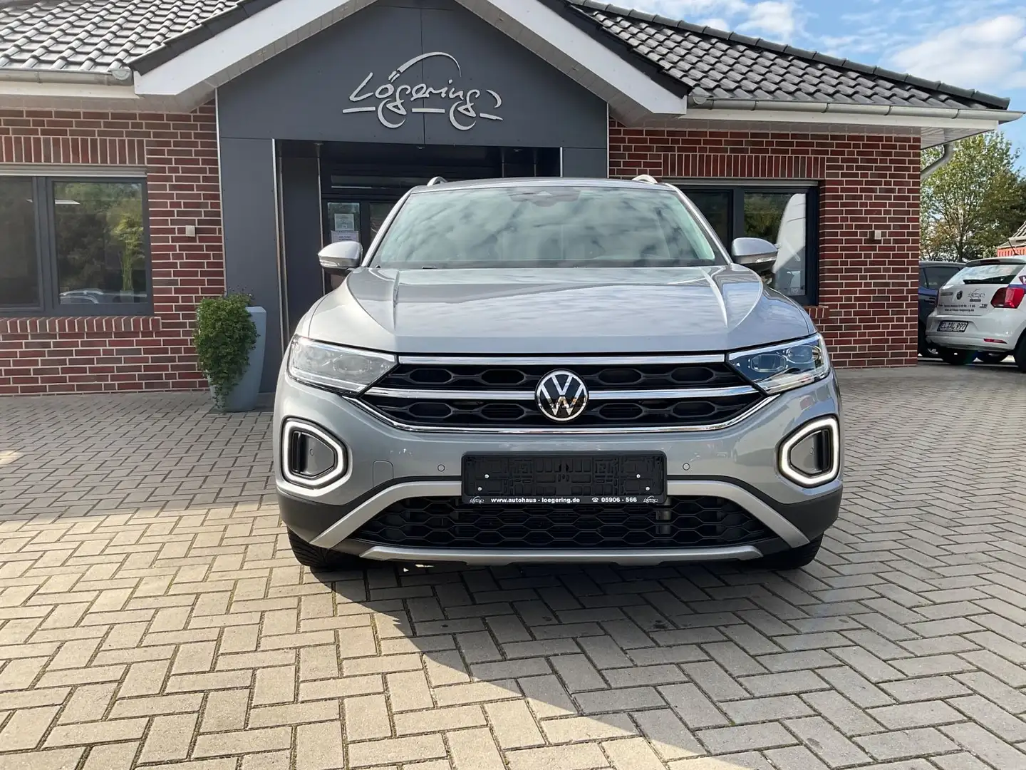 Volkswagen T-Roc 1.5 TSI DSG Style,Kamera,AHK,ErgoSitz - 2