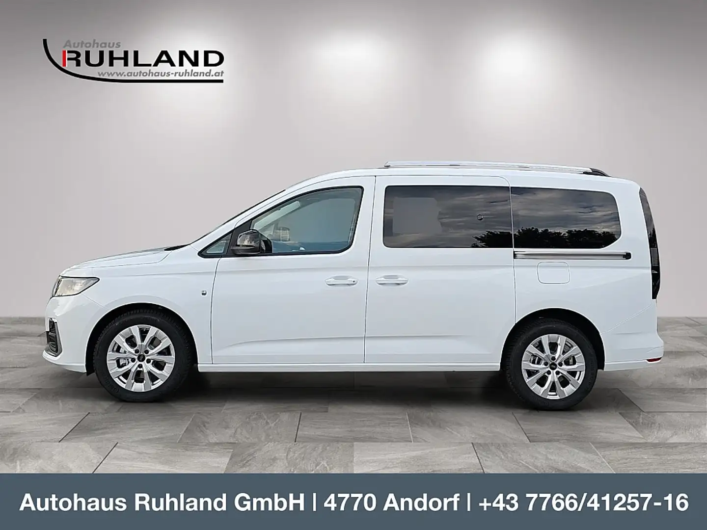 Ford Grand Tourneo Connect 2,0 EcoBlue L2 Titanium Aut. Weiß - 2