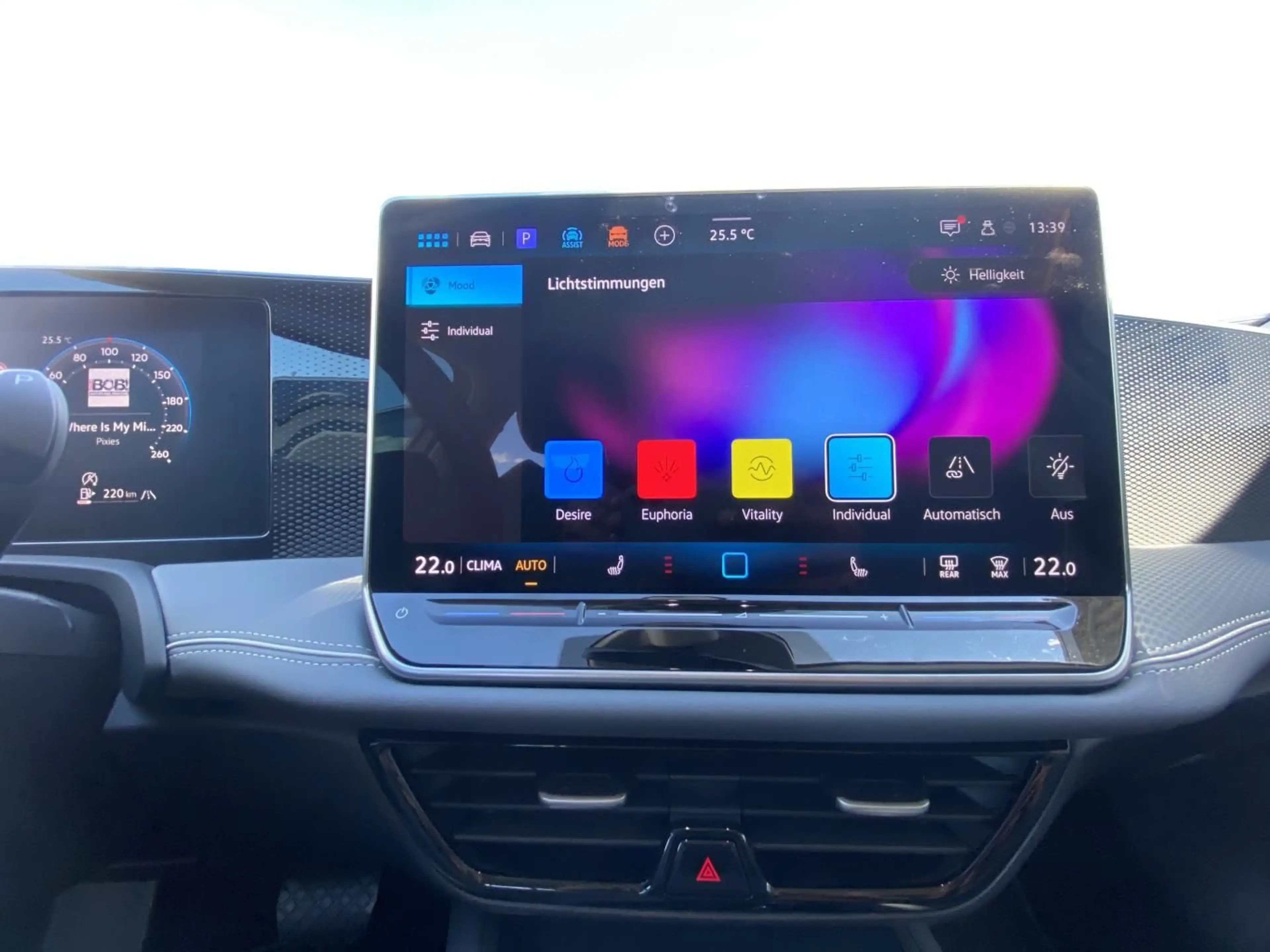 Volkswagen Passat Variant 1.5 TSI DSG Business HEAD-UP+APP- — photo 15