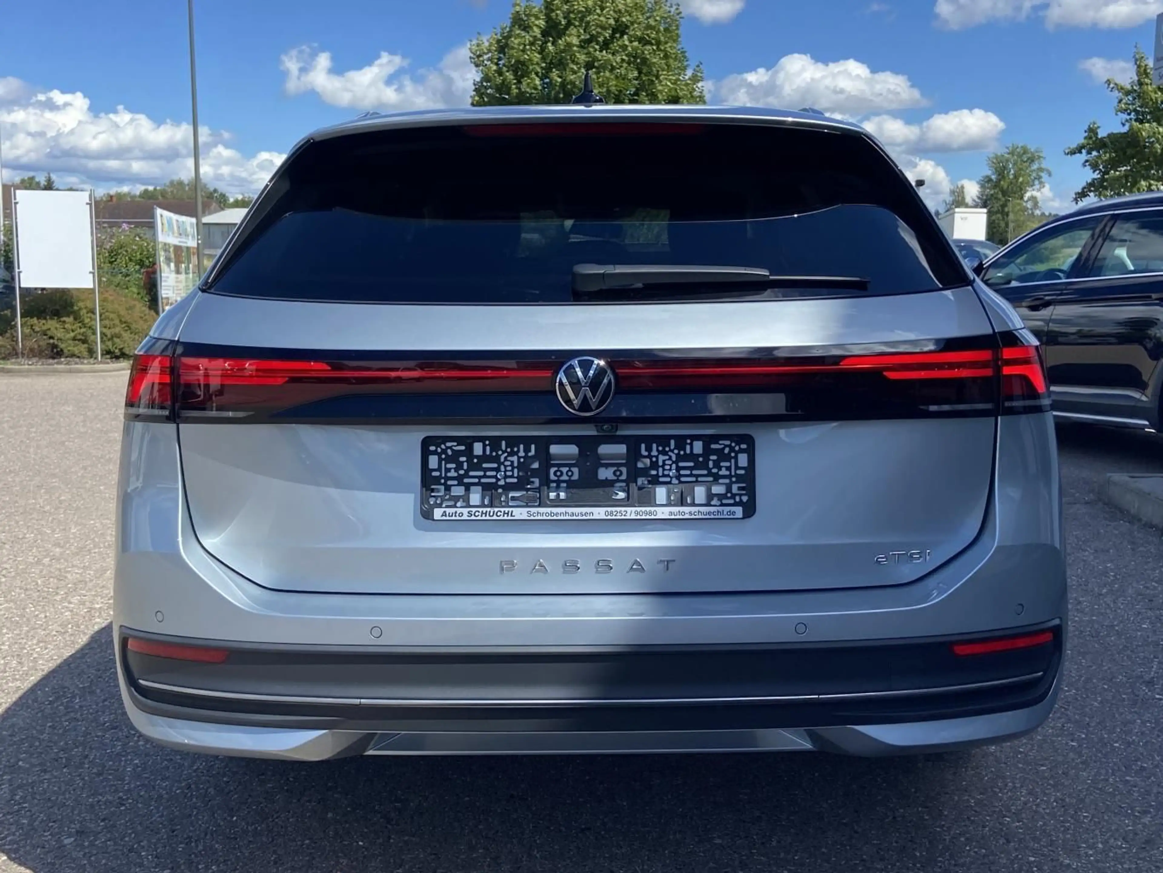 Volkswagen Passat Variant 1.5 TSI DSG Business HEAD-UP+APP- — photo 4