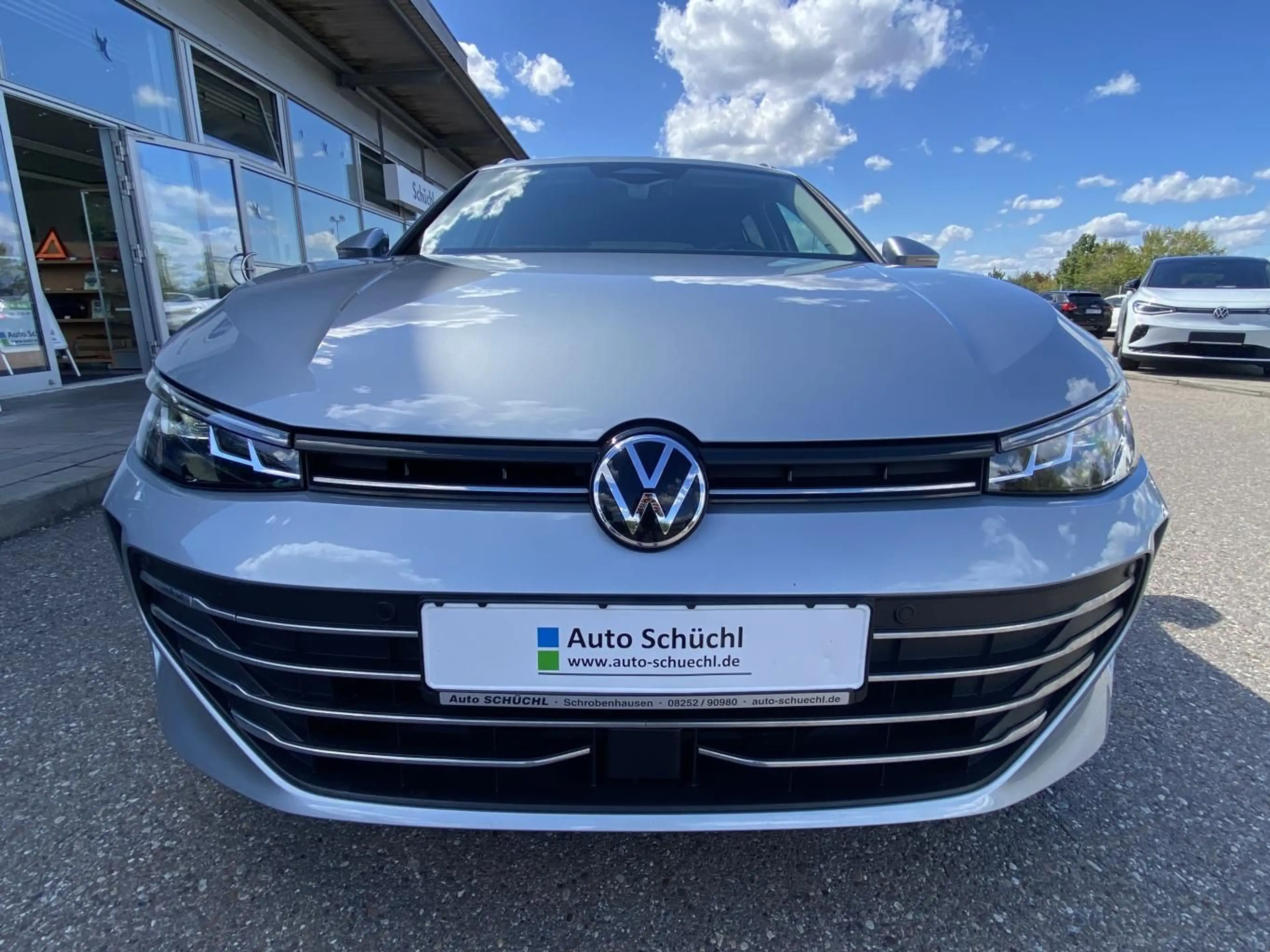 Volkswagen Passat Variant 1.5 TSI DSG Business HEAD-UP+APP- — photo 7