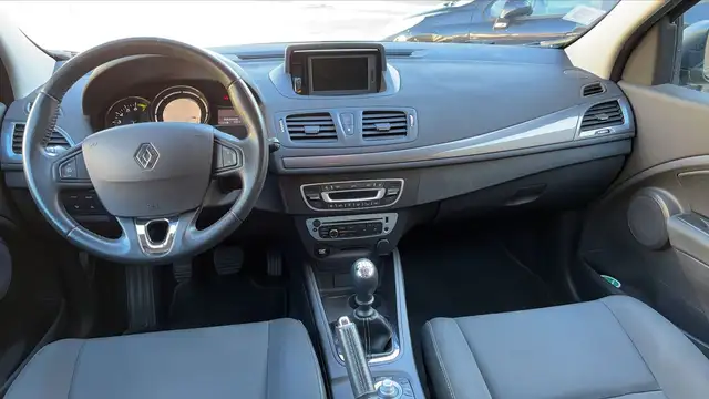Renault Megane view 11