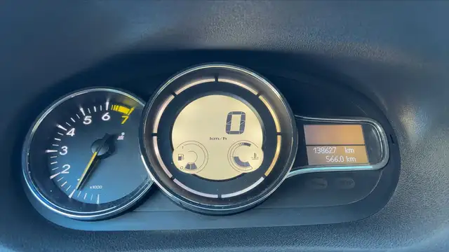 Renault Megane view 12