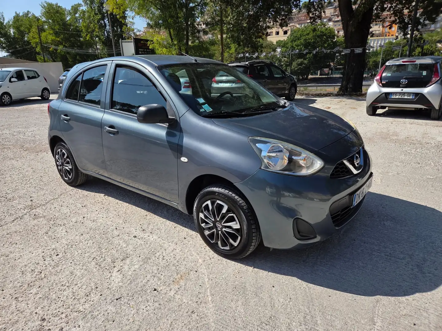 Nissan Micra Acenta Gris - 1