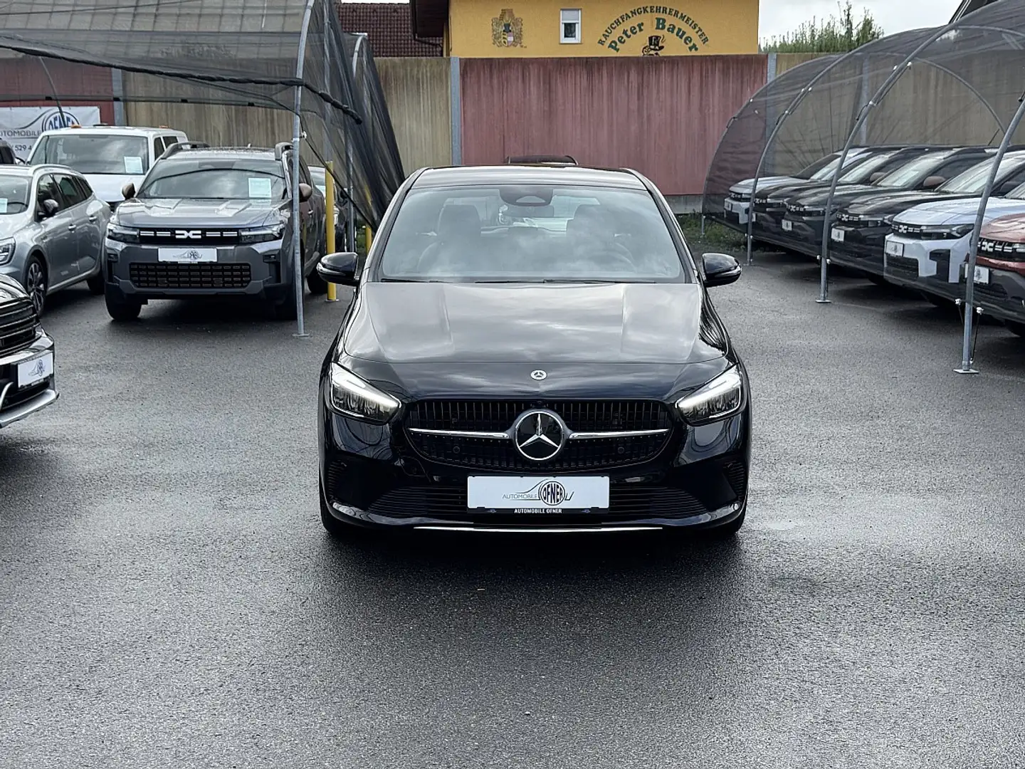 Mercedes-Benz B 180 Aut. Edition LED PDC Kamera Sitzheizung Navi Schwarz - 2
