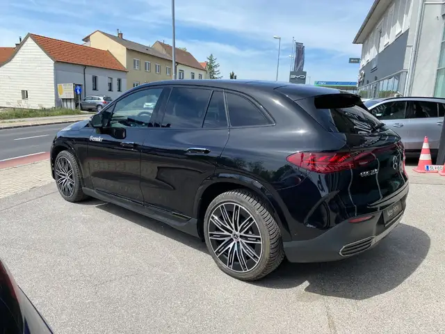 Mercedes-Benz EQE SUV EQE 350 4MATIC SUV Österreich-Edition Distr KeyGo Ansicht 4