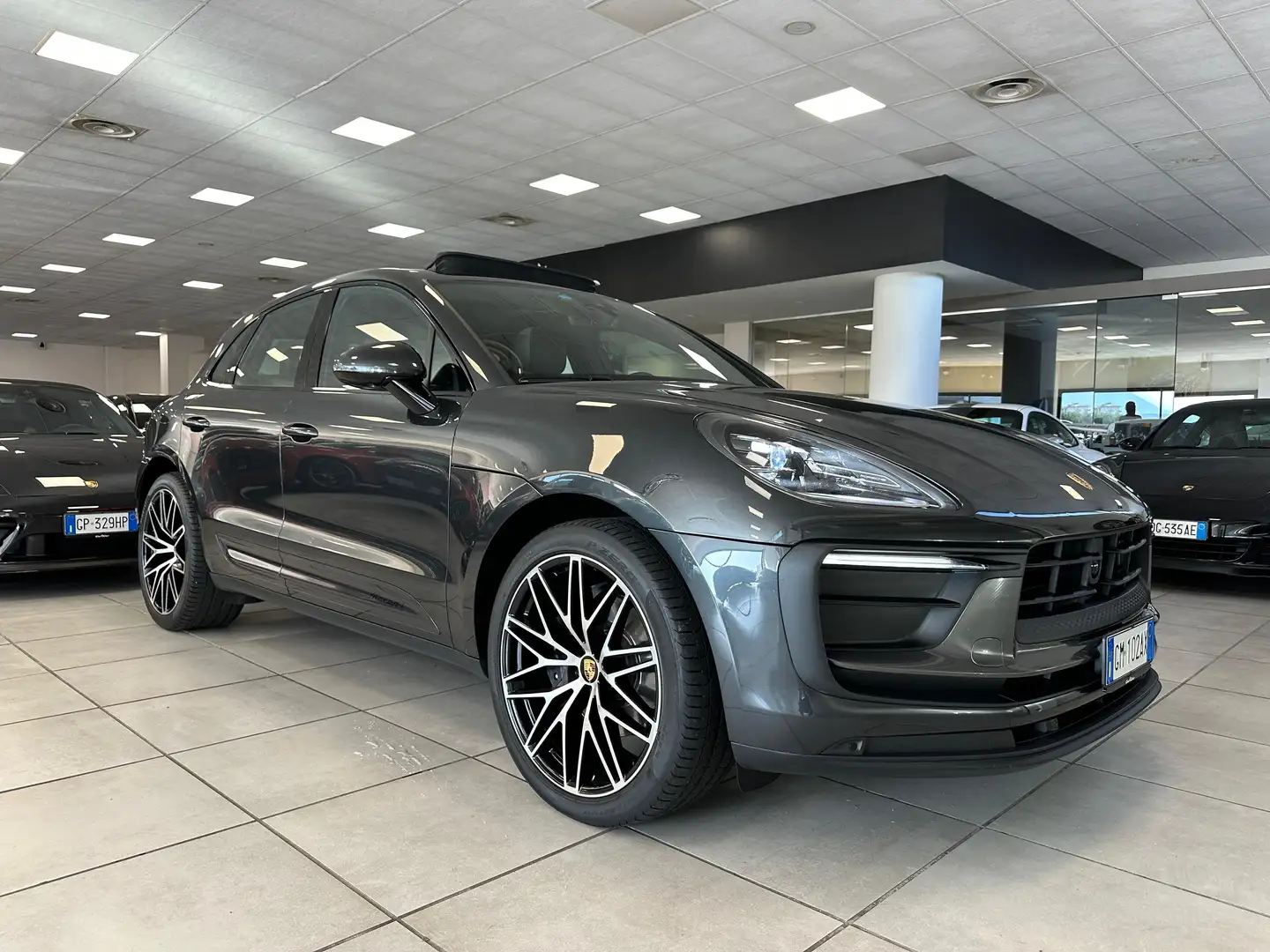 Porsche Macan 2.0 T 265cv pdk ** Iva esposta ** ** Unico Prop ** Grigio - 1