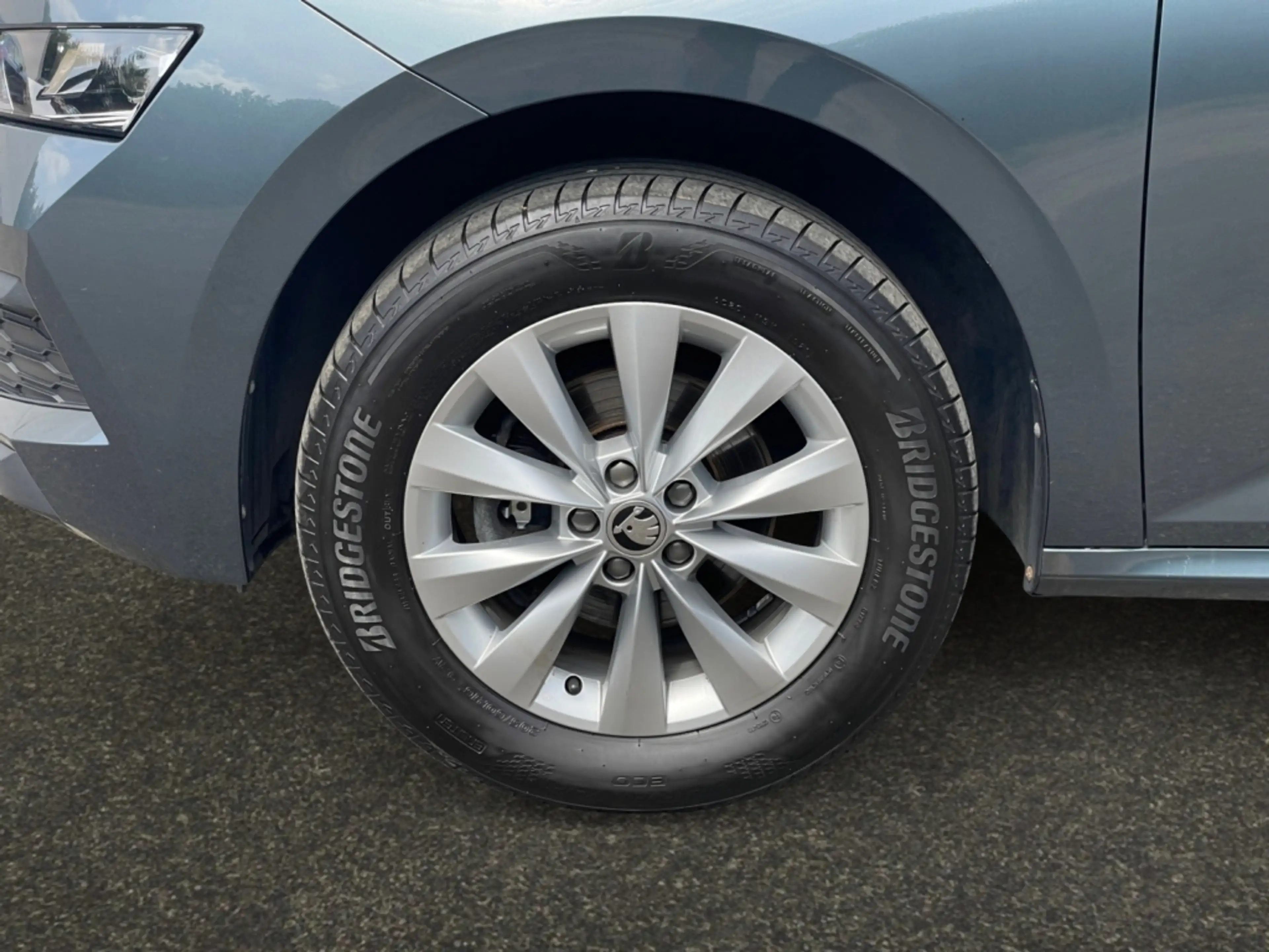 Skoda Kamiq Style 1.0TSi |DSG|PDC|APP-Connect| — photo 9