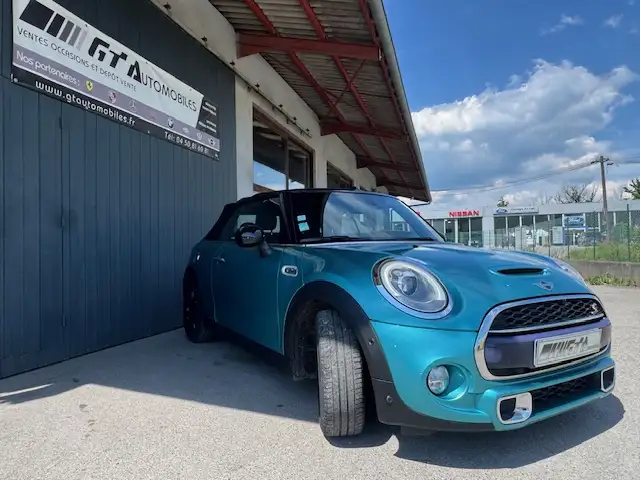 MINI CABRIOLET COOPER S JCW