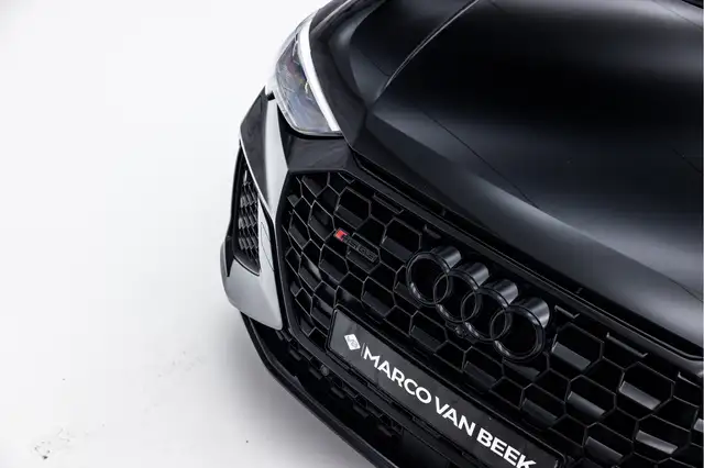 Audi RS Q3 view 7
