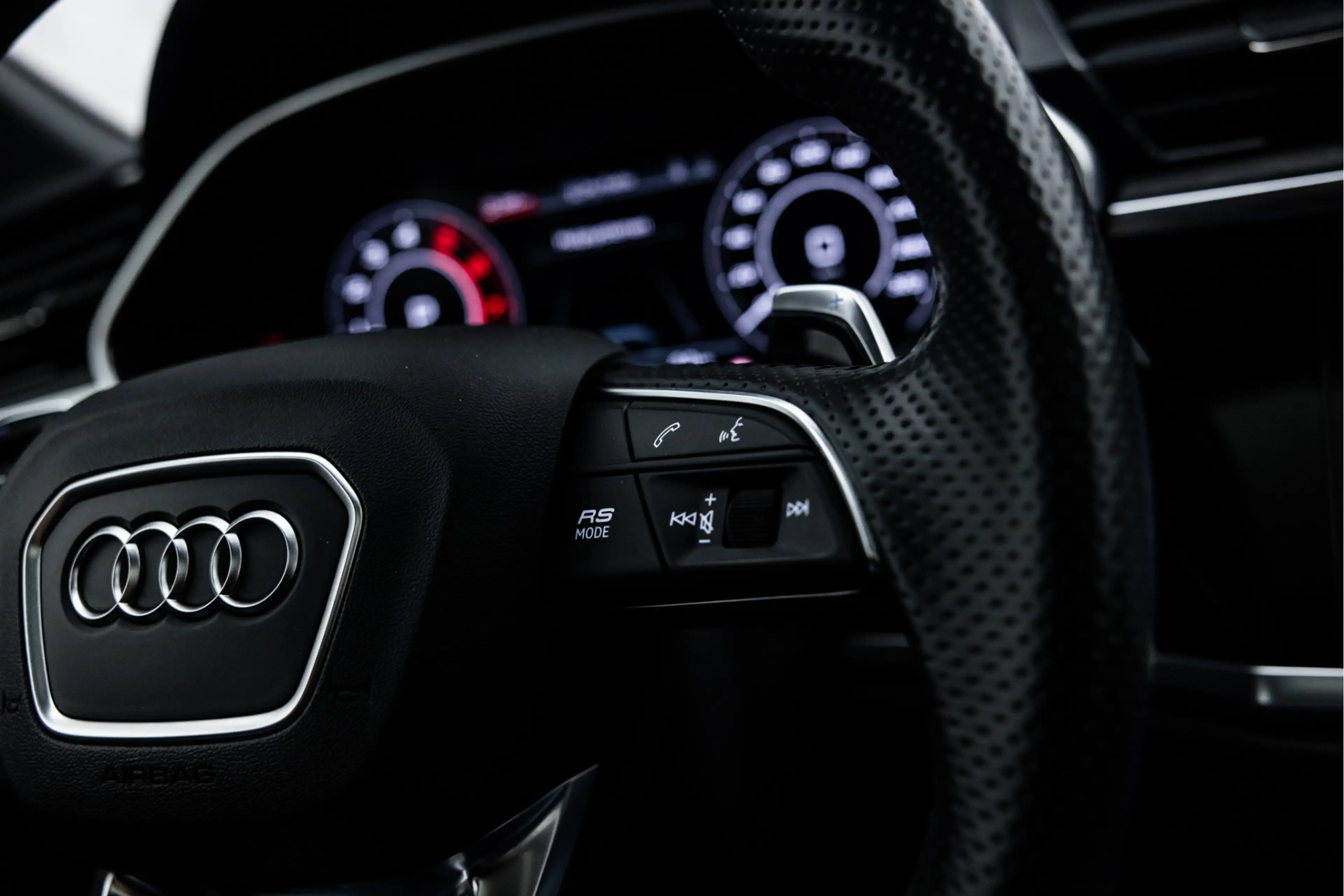 Audi RS Q3 Sportback 2.5 TFSI | Pano | 21" | RS Stoel | B&O | — photo 34