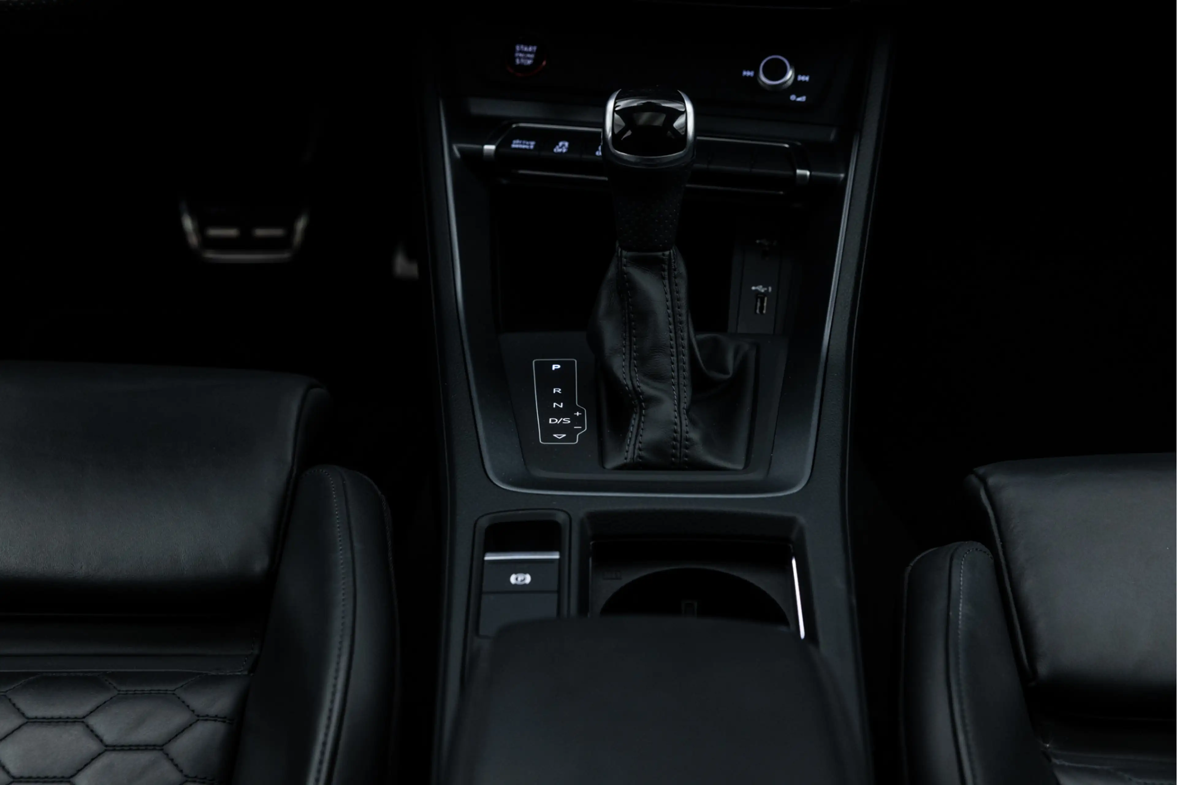 Audi RS Q3 Sportback 2.5 TFSI | Pano | 21" | RS Stoel | B&O | — photo 20