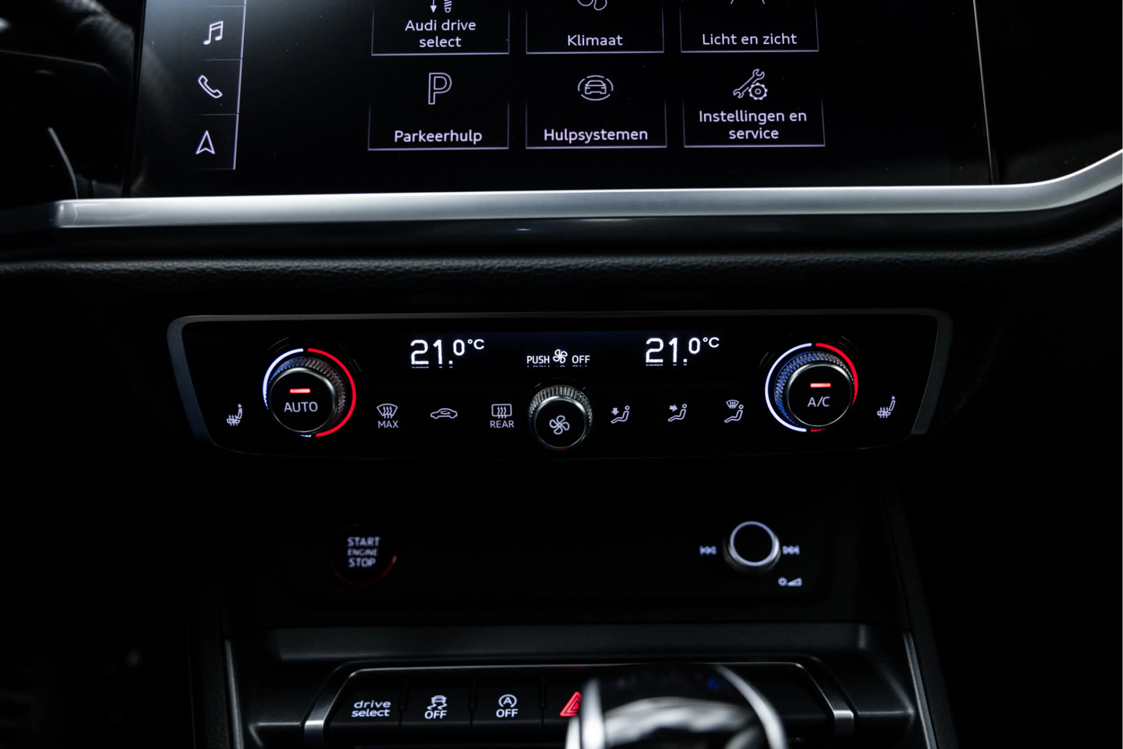 Audi RS Q3 Sportback 2.5 TFSI | Pano | 21" | RS Stoel | B&O | — photo 44