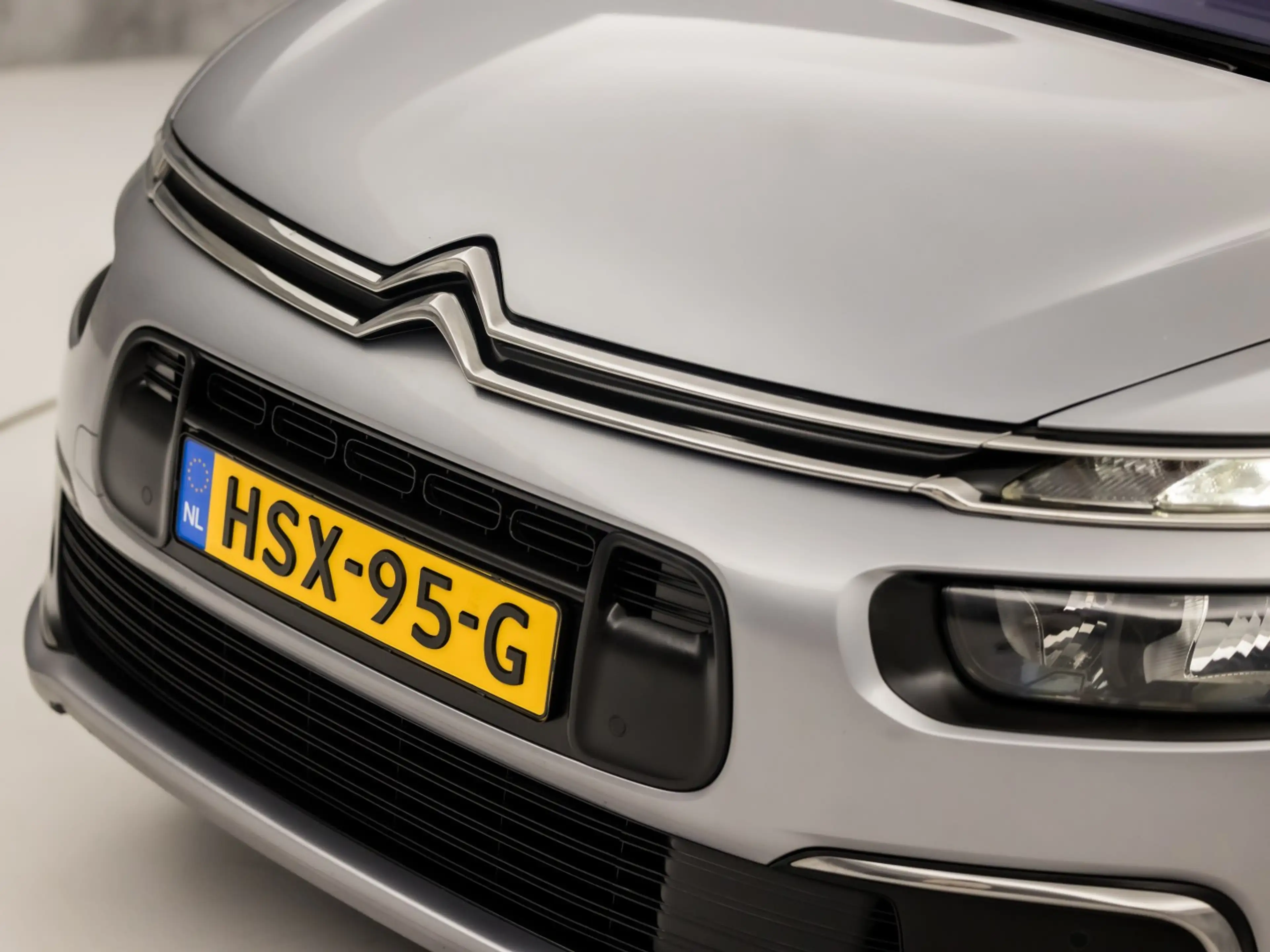Citroen Grand C4 Picasso 1.2 PureTech Sport Automaat (APPLE CARPLAY, NAVIGA — photo 31
