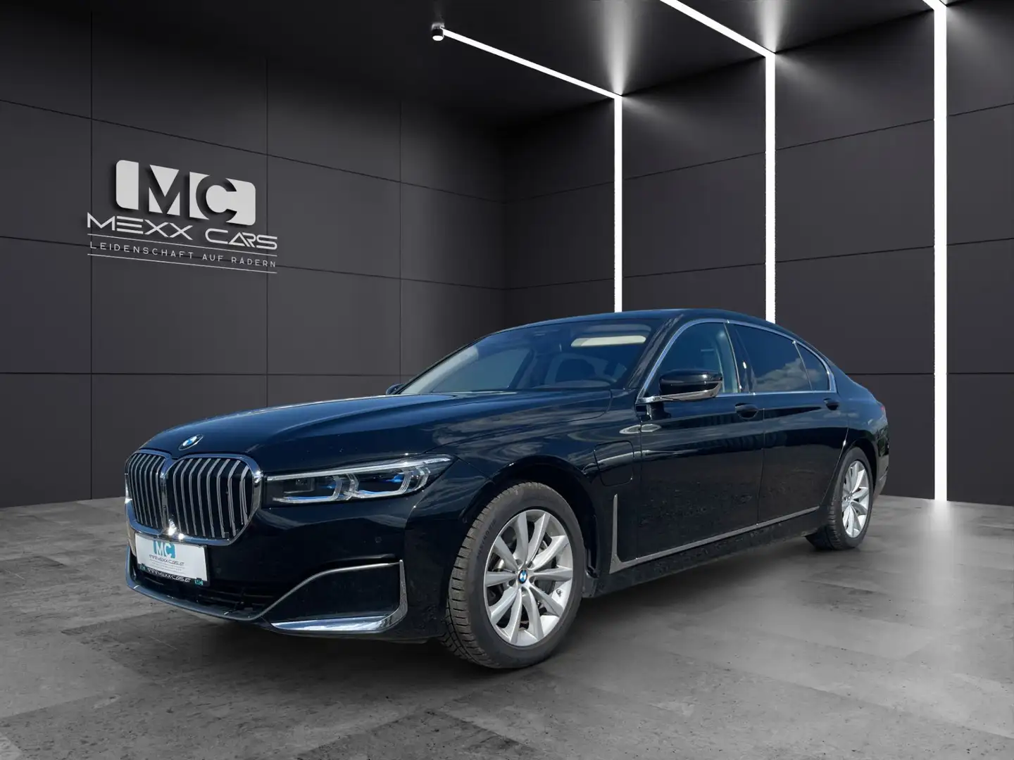 BMW 745 745Le PHEV xDrive Aut. Schwarz - 1