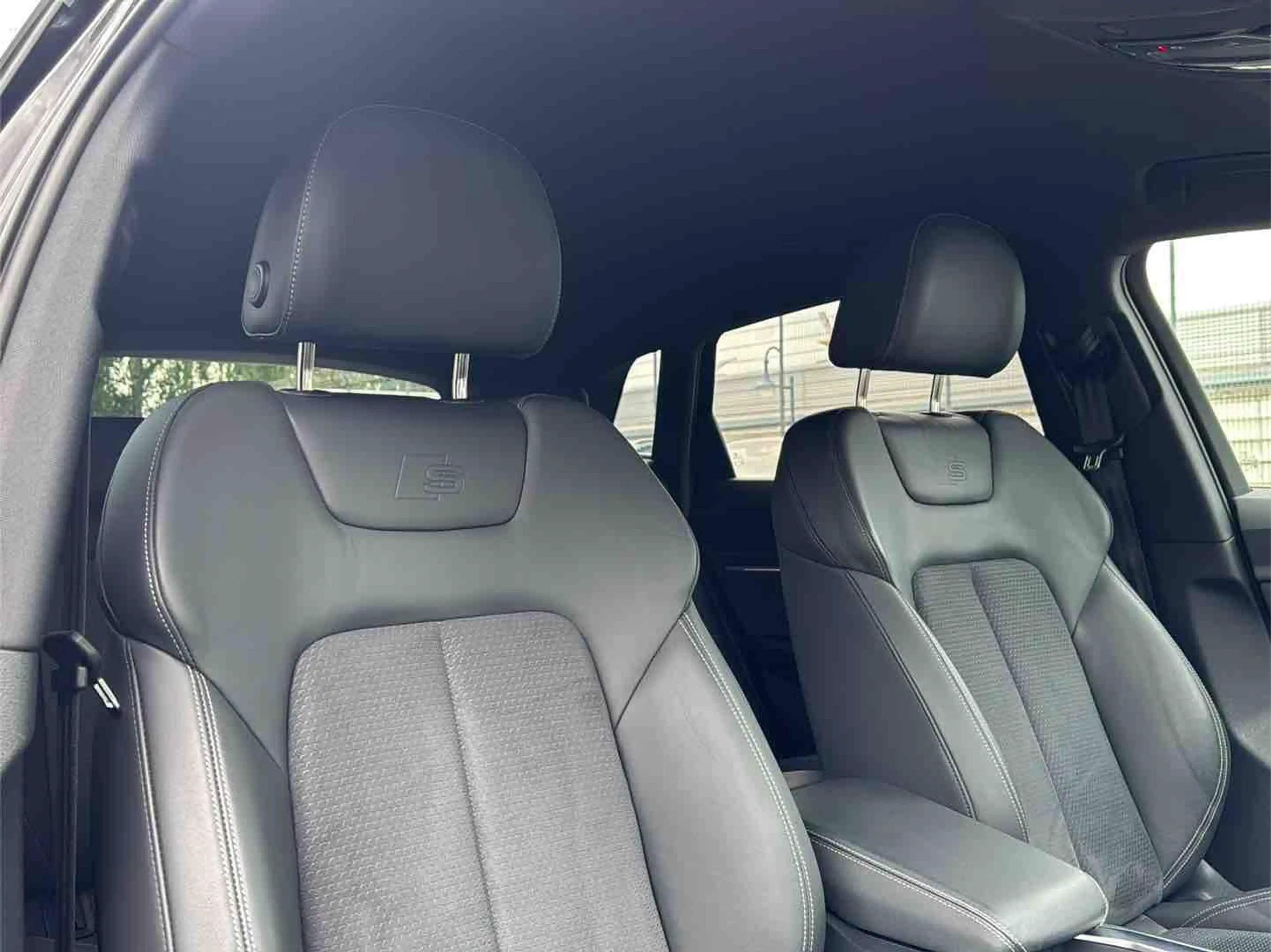 Audi e-tron 50 2x S line ACC BLACK e-SITZE 21Z KAMERA — photo 15