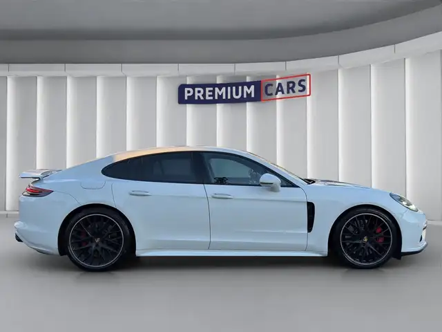 Porsche Panamera view 6