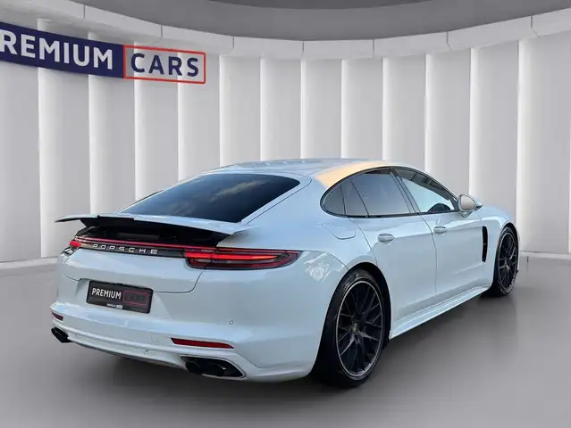 Porsche Panamera view 5