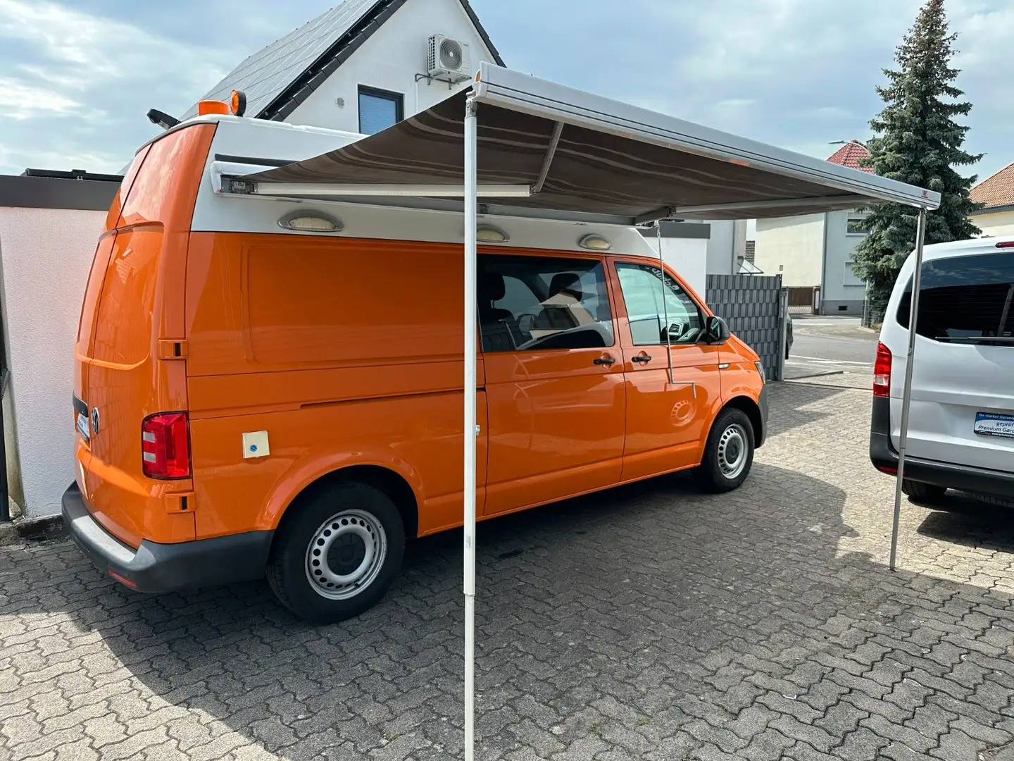 Volkswagen T6 California T6 Hochdach lang Markise Standheiz.Kamera 3,2T. Orange - 2