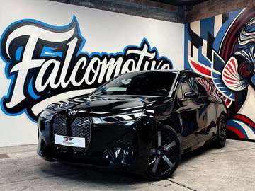 xDrive40*76.6 kWh*425 KM WLTP*HARMAN/K*