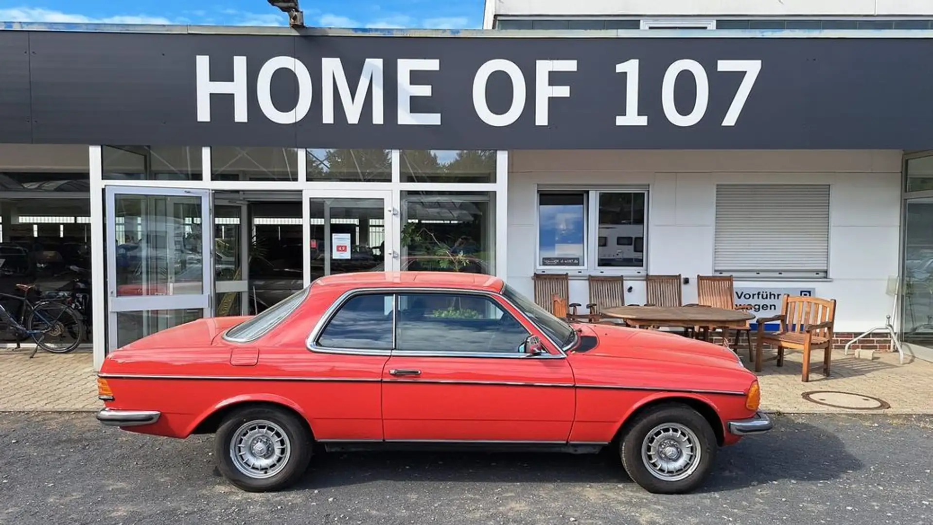 Mercedes-Benz CE 230 Schiebedach, Austauschmotor,5 Gang Rot - 1