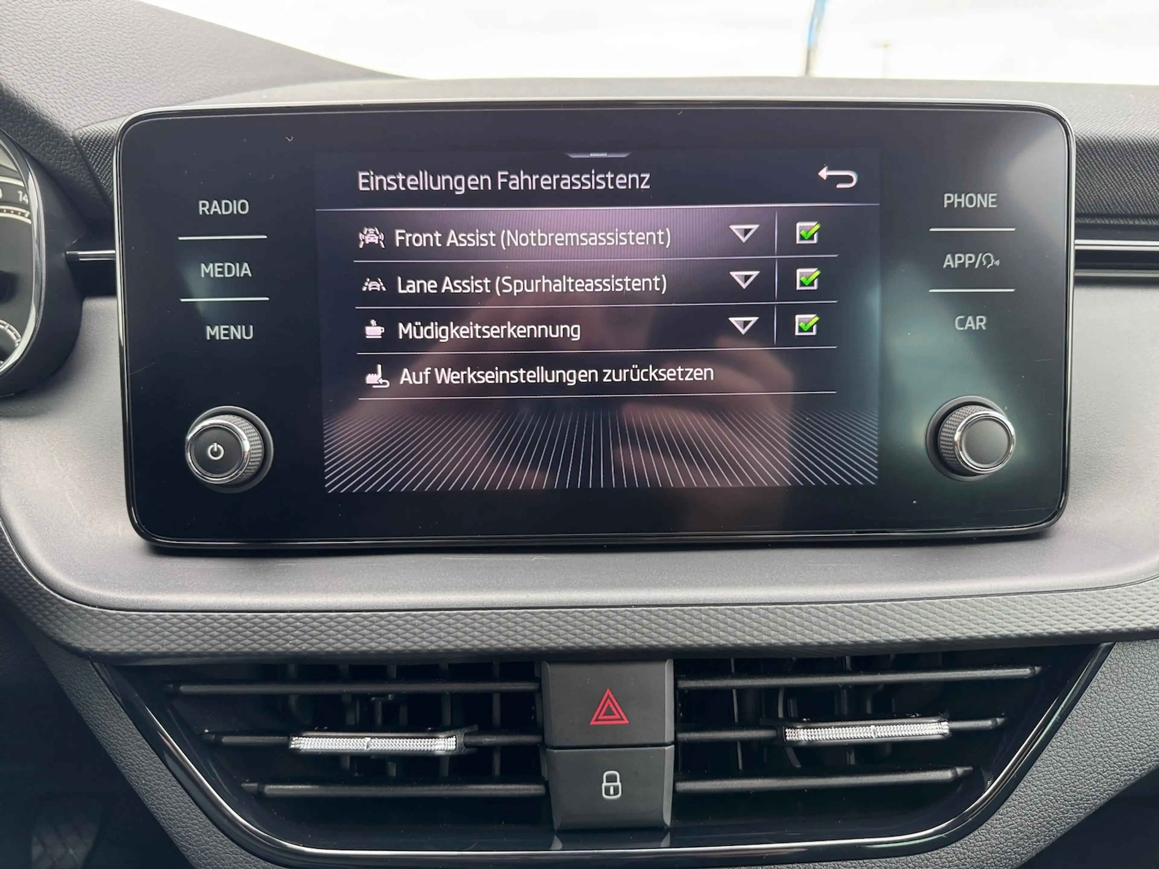 Skoda Kamiq Ambition LED*Navi v.App*Tempomat*FrontAssist — photo 9