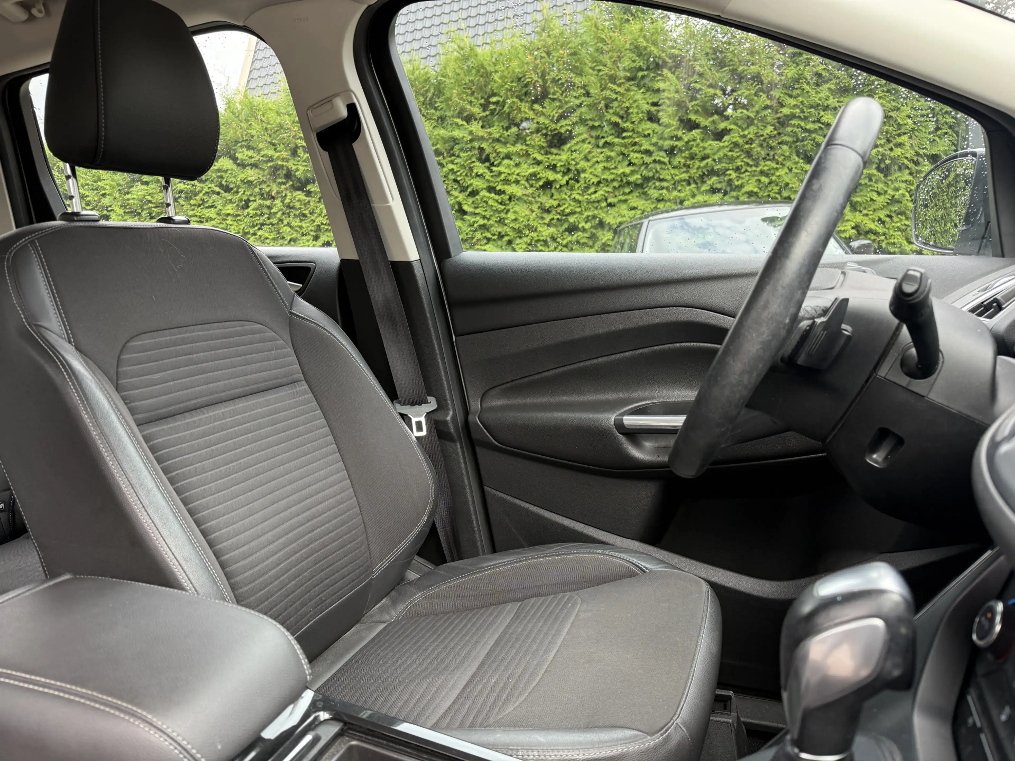 Ford Kuga 1.5 EB 180pk AWD Titanium Aut., Trekhaak | Navi | — photo 2